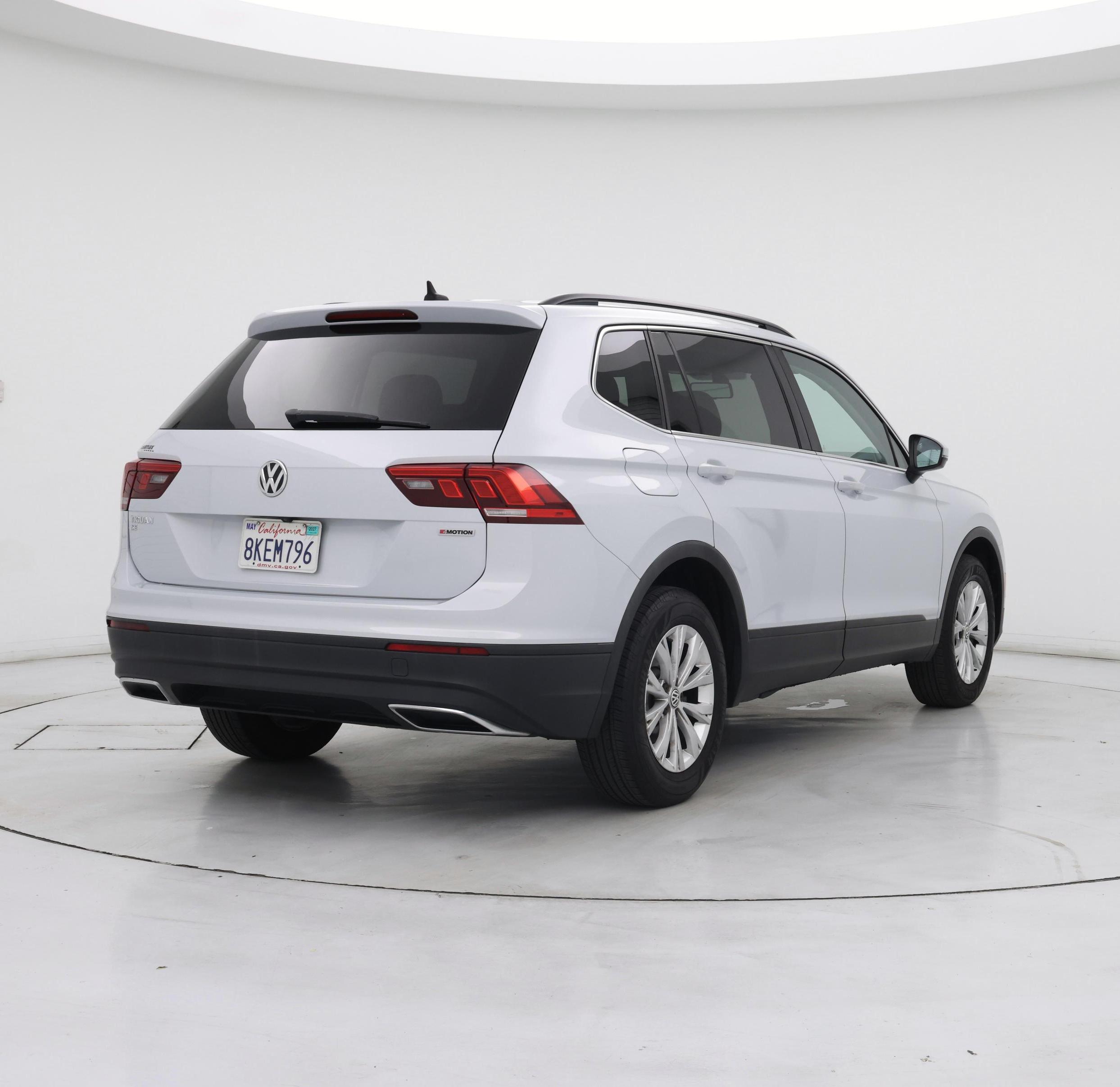 Thumbnail: 2019 Volkswagen Tiguan - 8