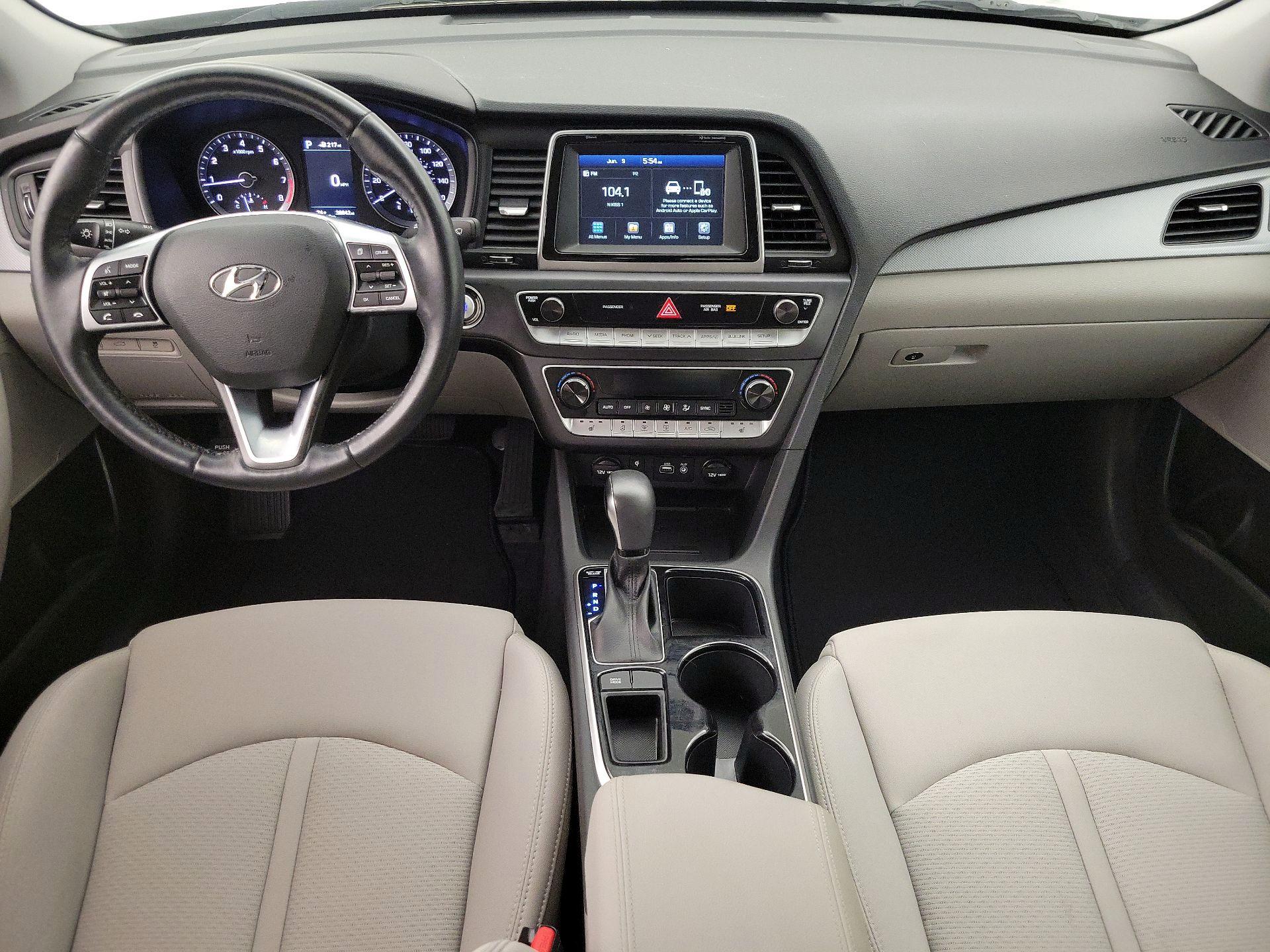 Thumbnail: 2019 Hyundai Sonata - 9