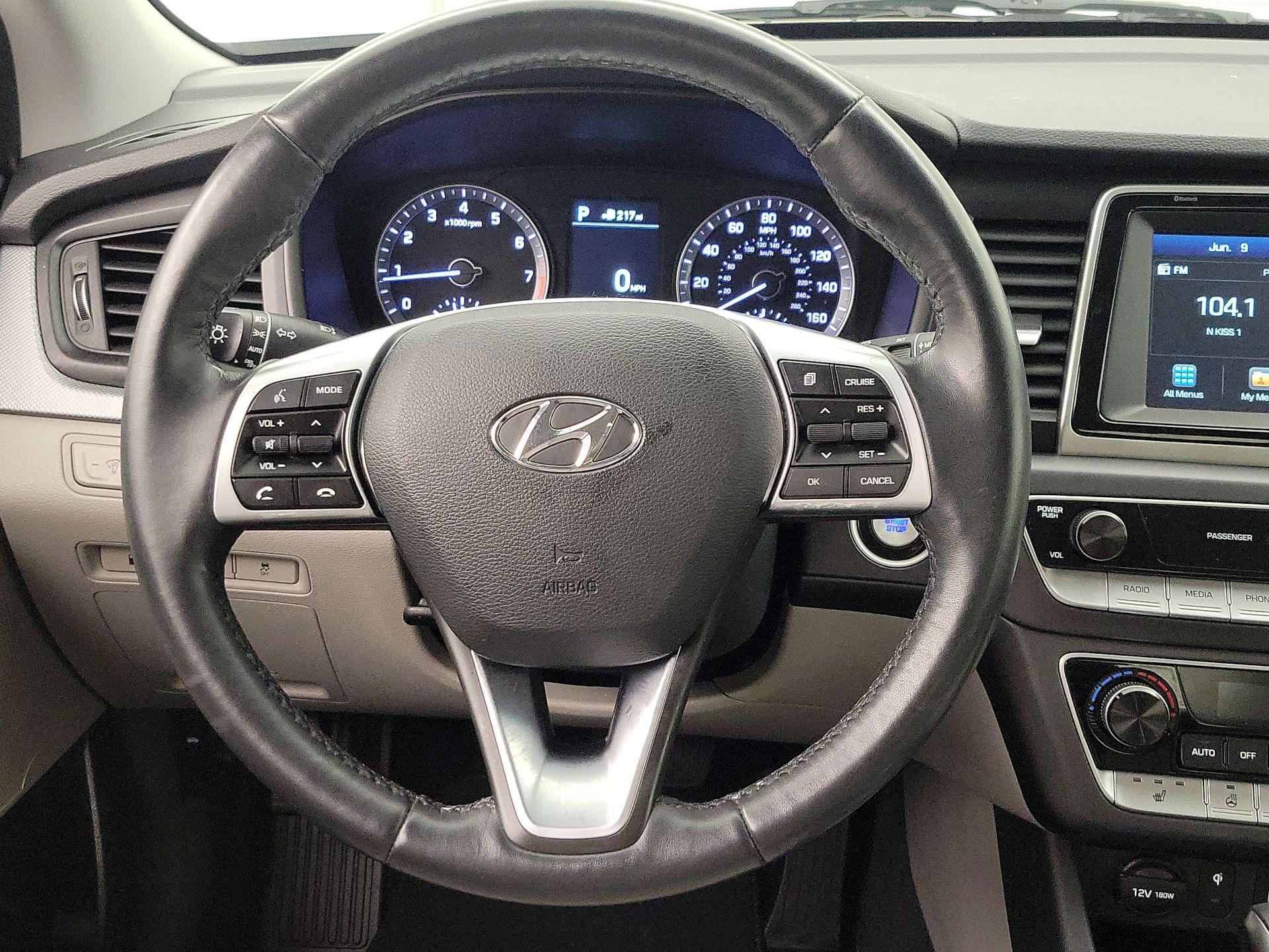 Thumbnail: 2019 Hyundai Sonata - 10