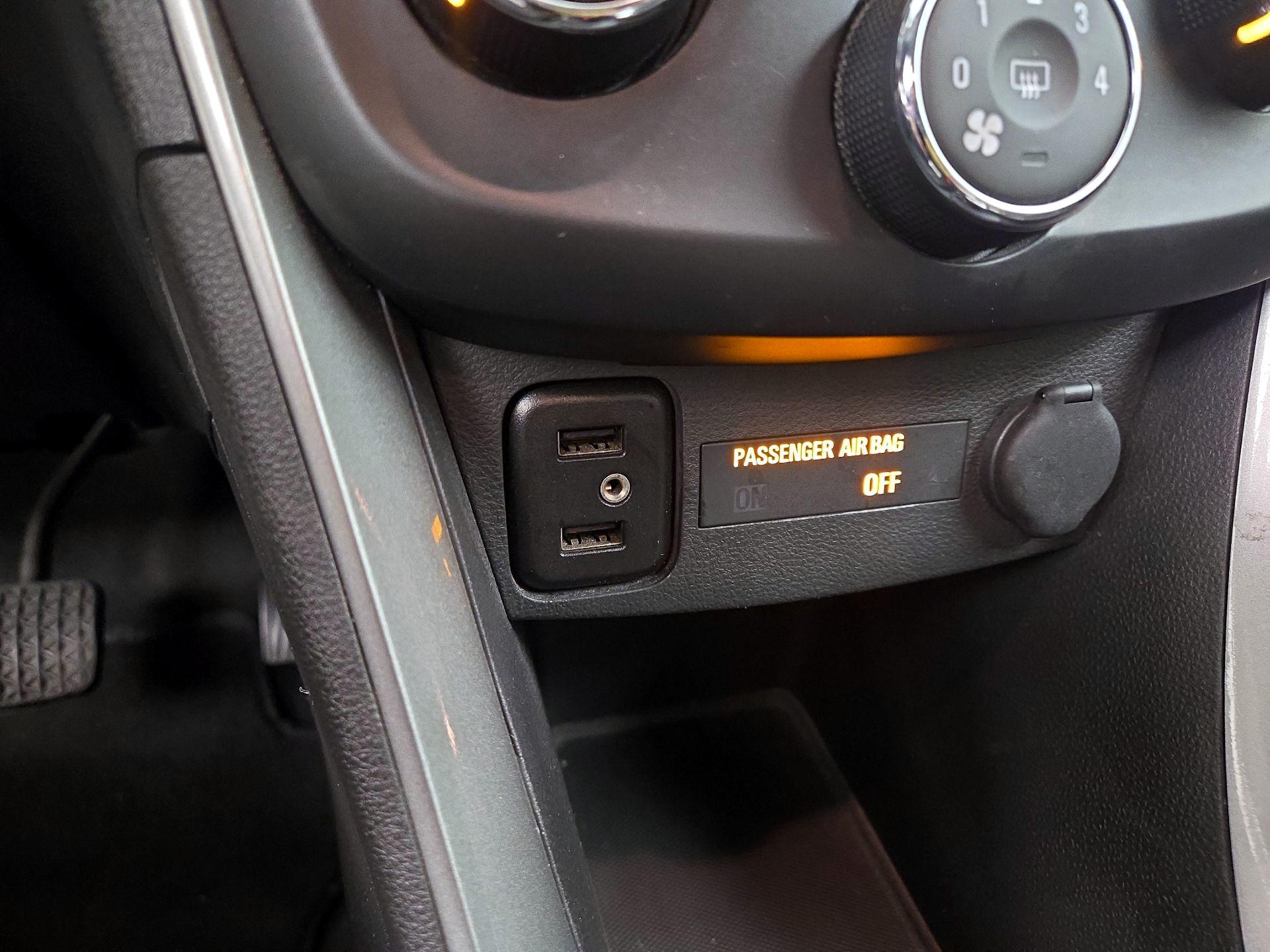 Thumbnail: 2018 Chevrolet Trax - 18