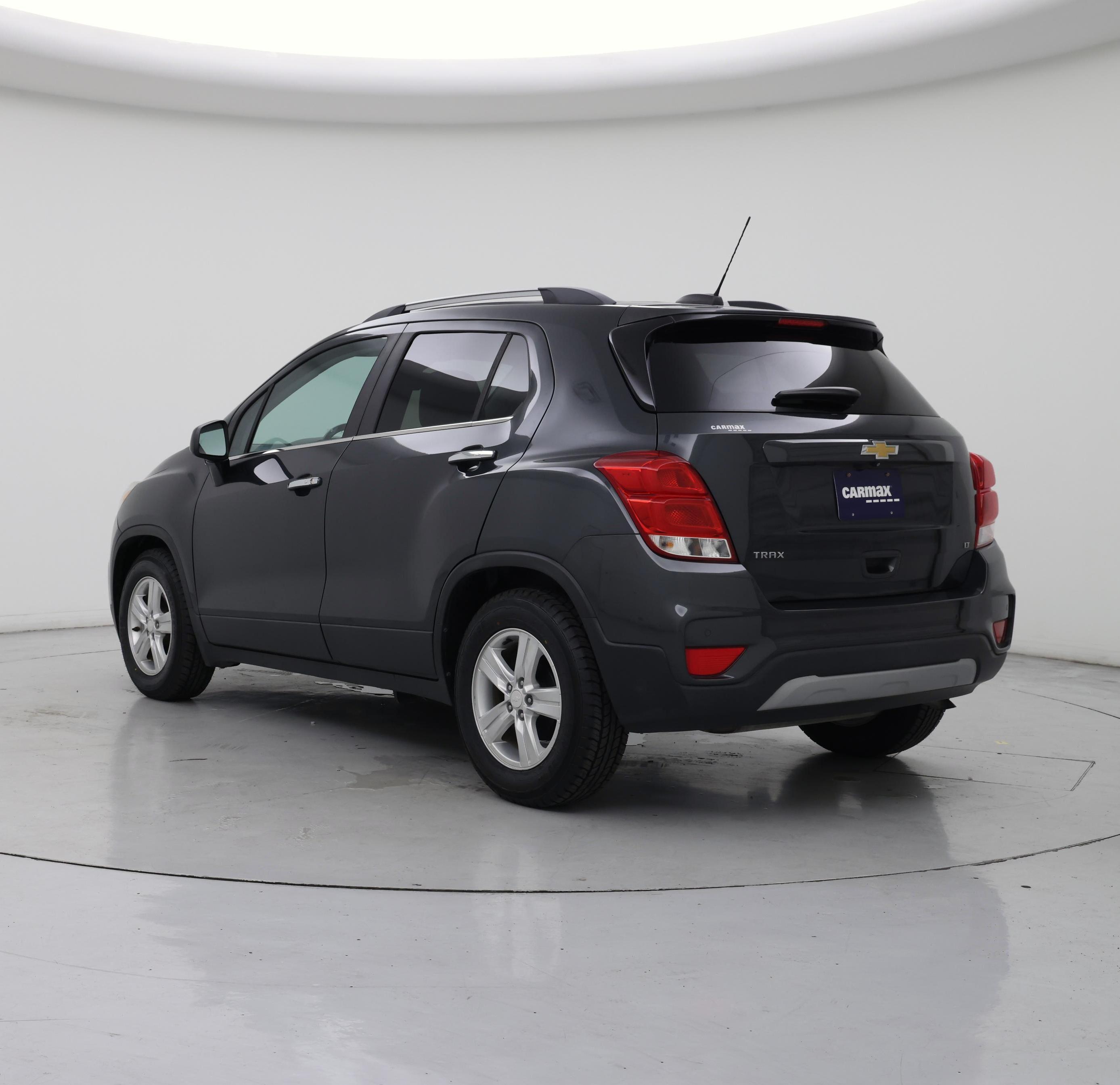 Thumbnail: 2018 Chevrolet Trax - 2