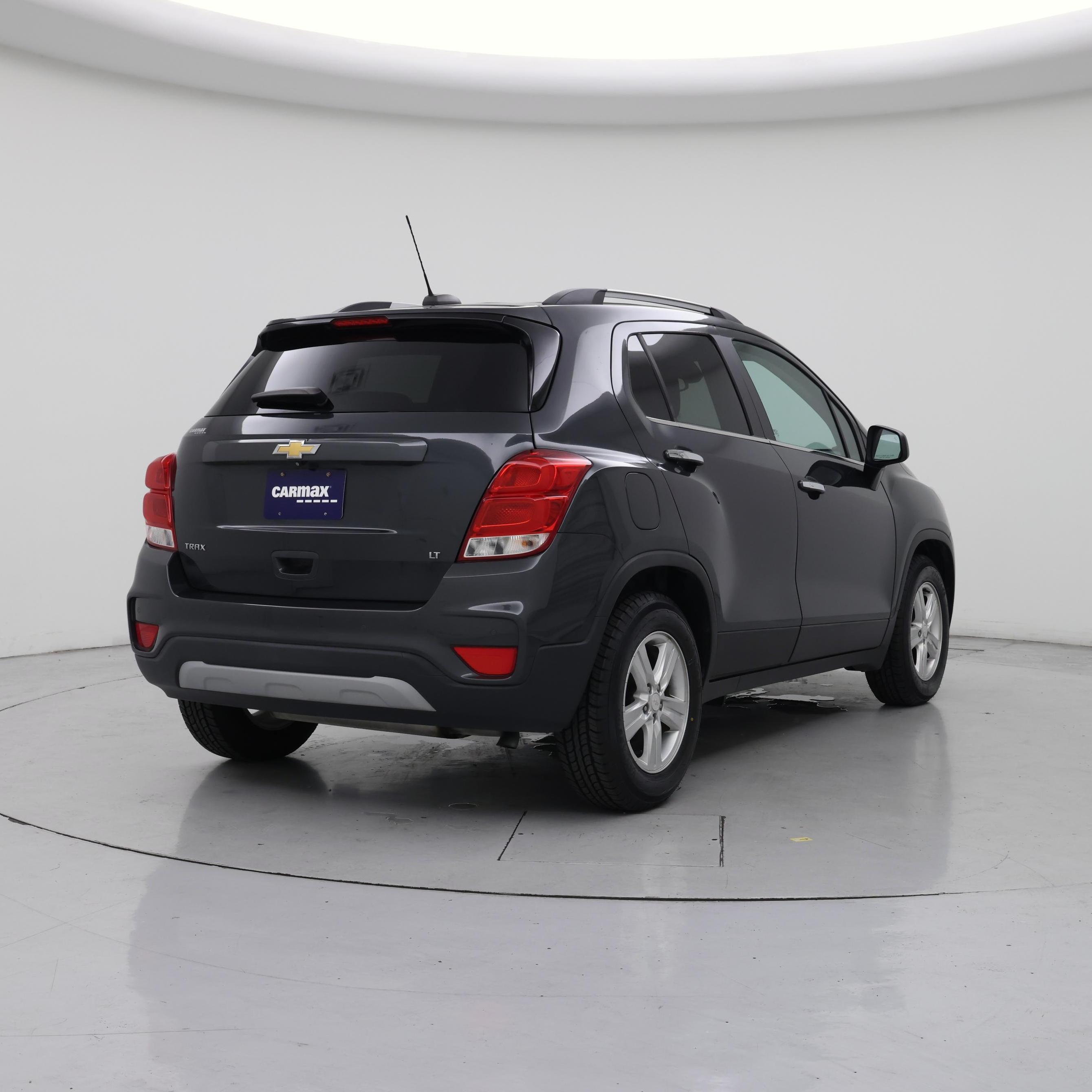 Thumbnail: 2018 Chevrolet Trax - 8