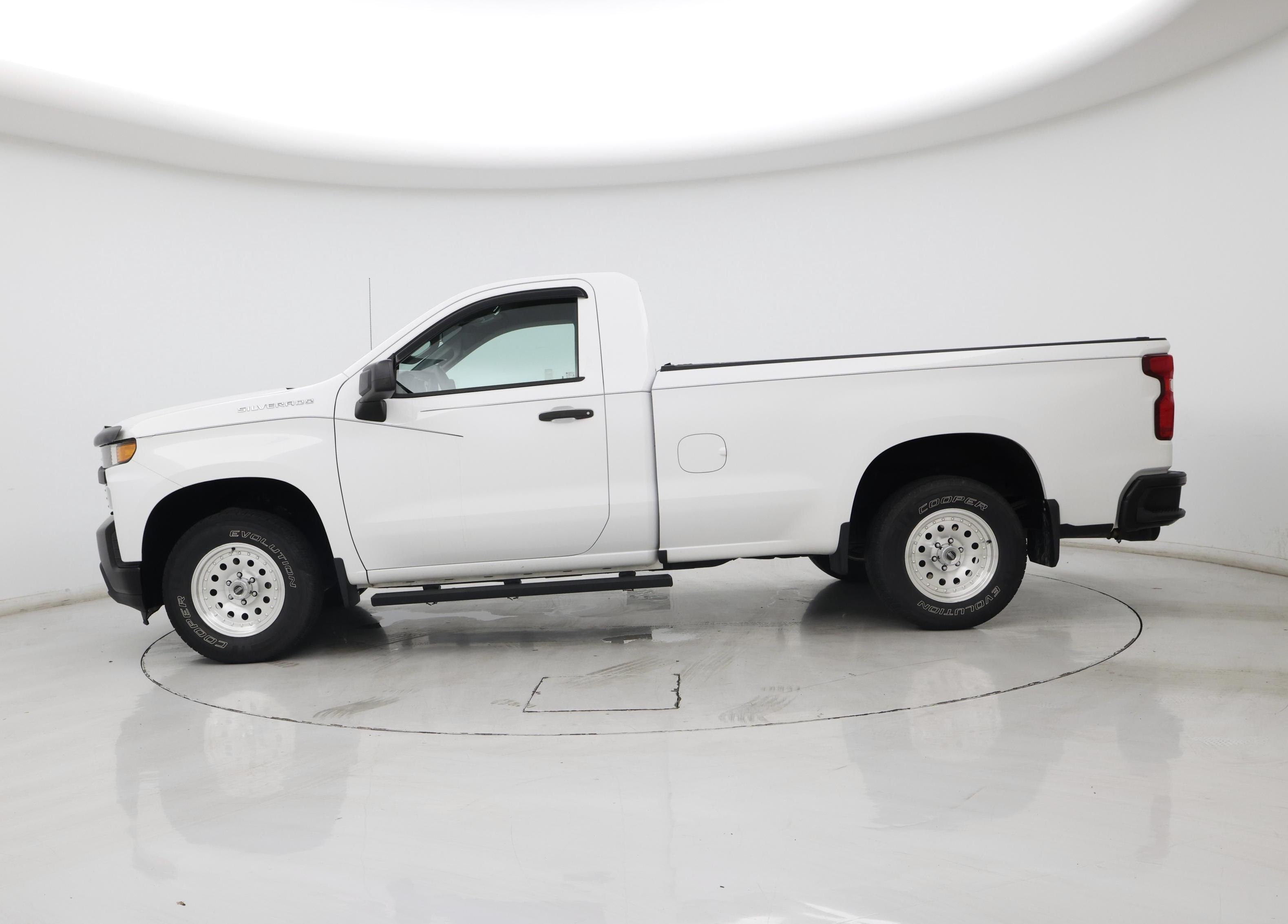 Thumbnail: 2020 Chevrolet Silverado 1500 - 3