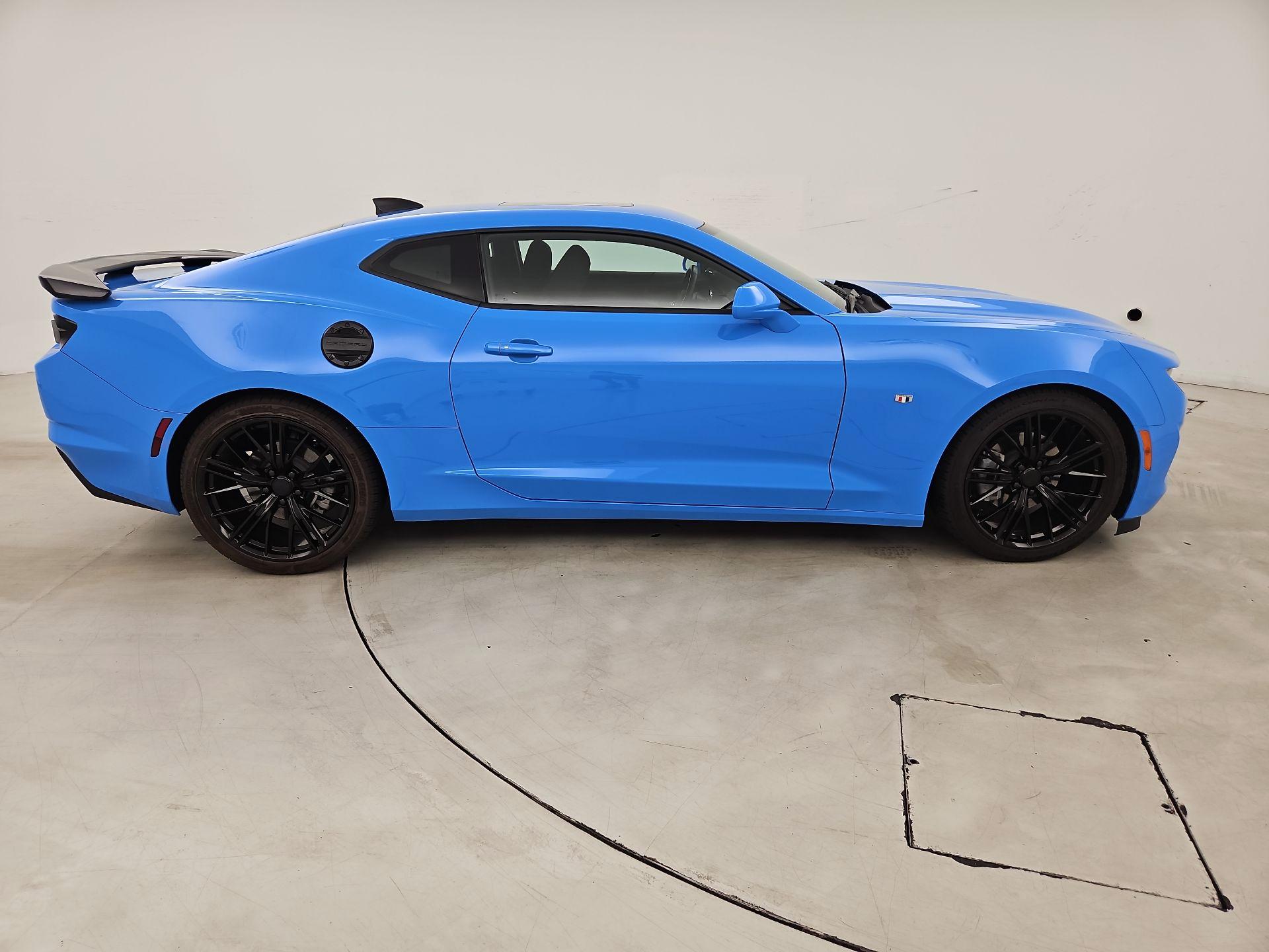 Thumbnail: 2023 Chevrolet Camaro - 4