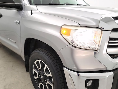 2017 Toyota Tundra SR5