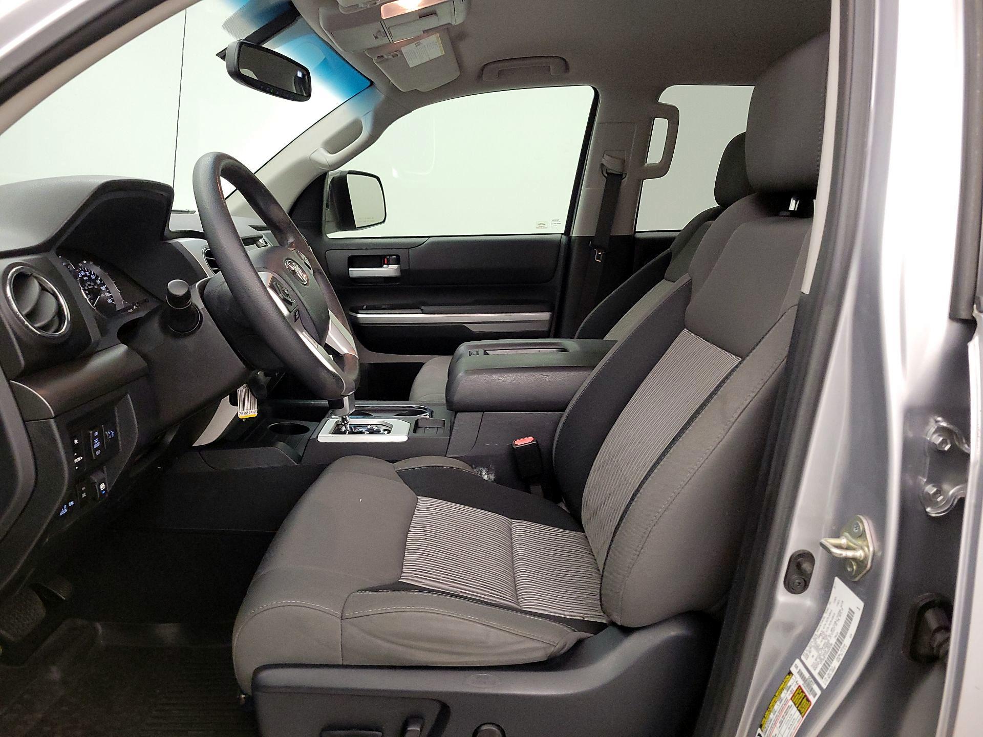 Thumbnail: 2017 Toyota Tundra - 9