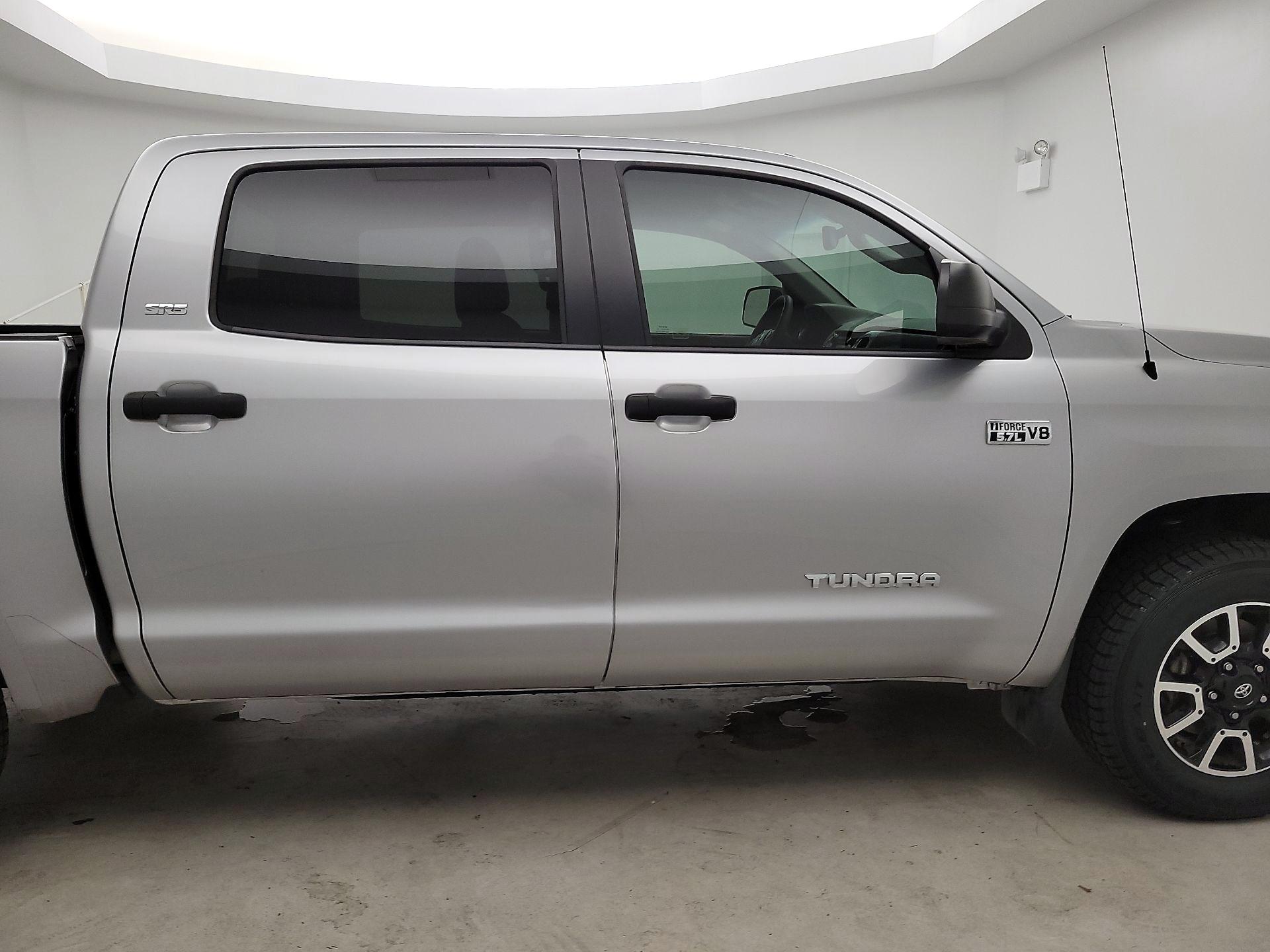Thumbnail: 2017 Toyota Tundra - 4