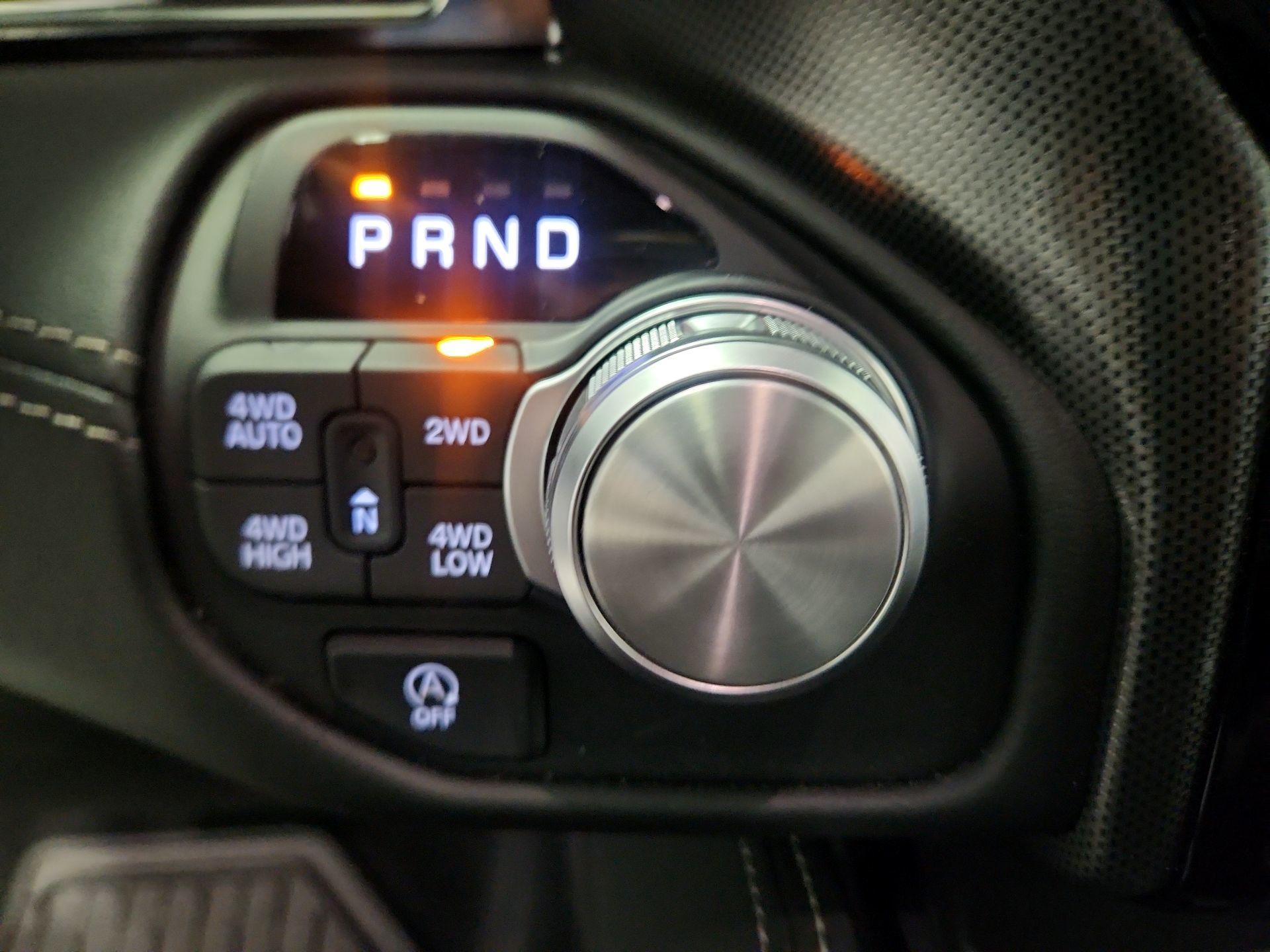 Thumbnail: 2025 RAM 1500 - 18