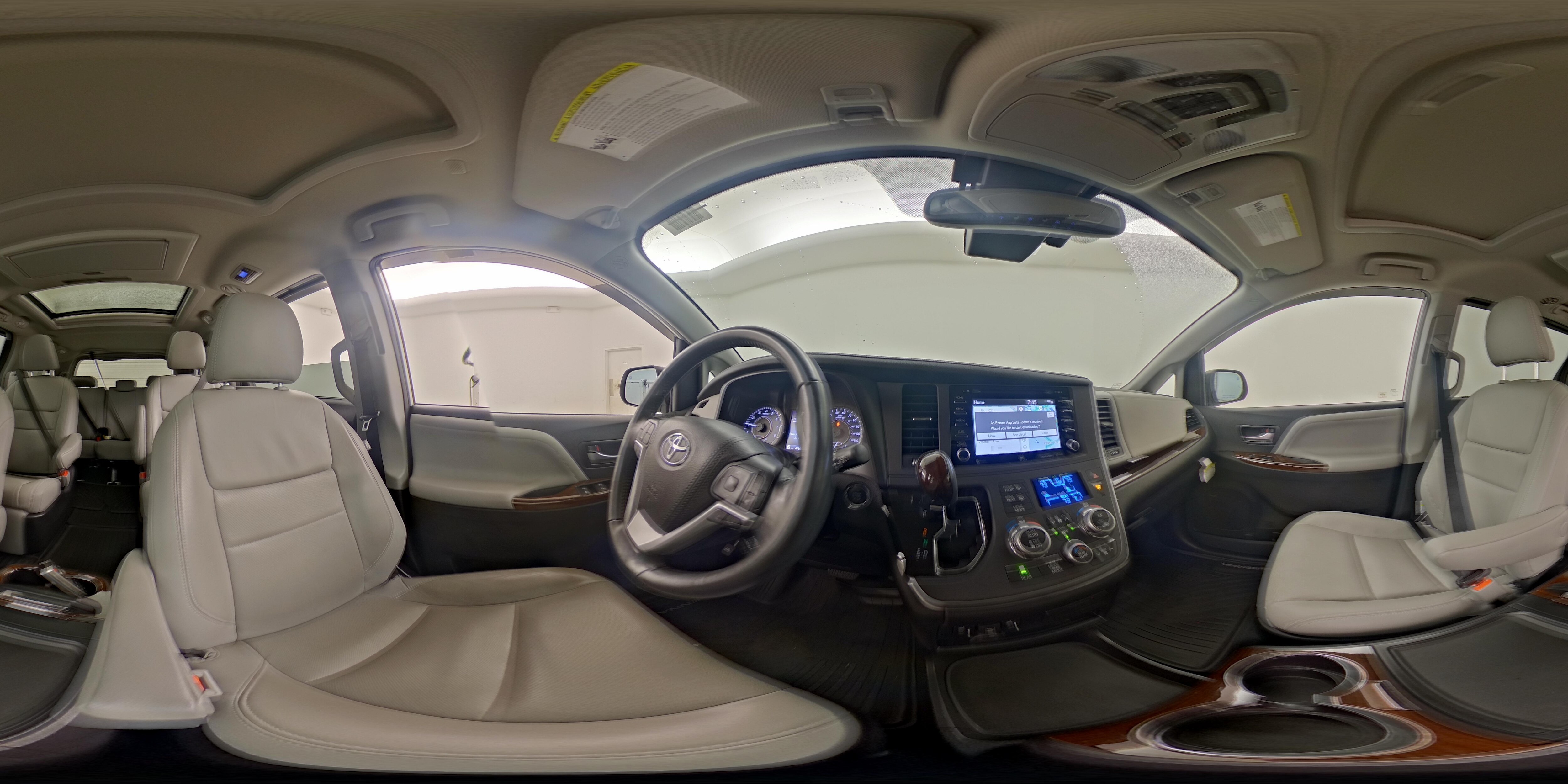 2019 Toyota Sienna Limited - Photo 25