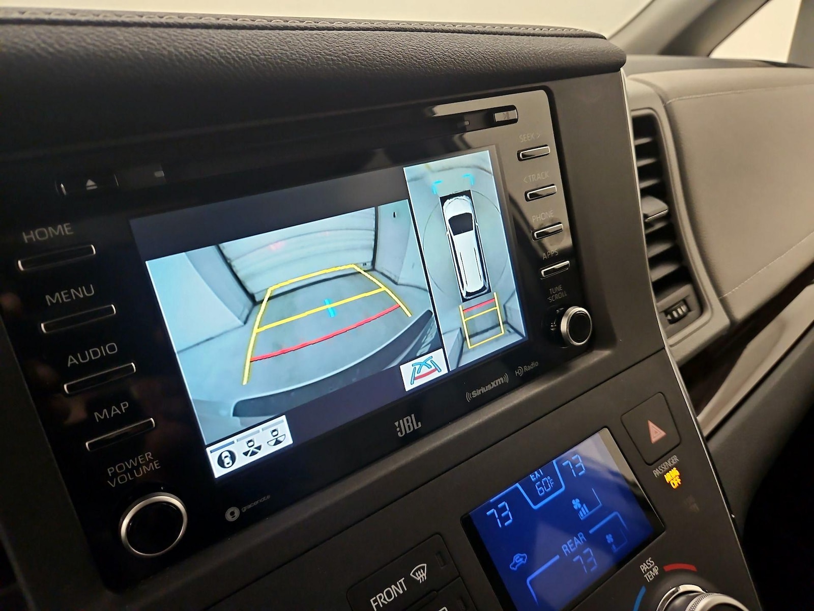 2019 Toyota Sienna Limited - Photo 15