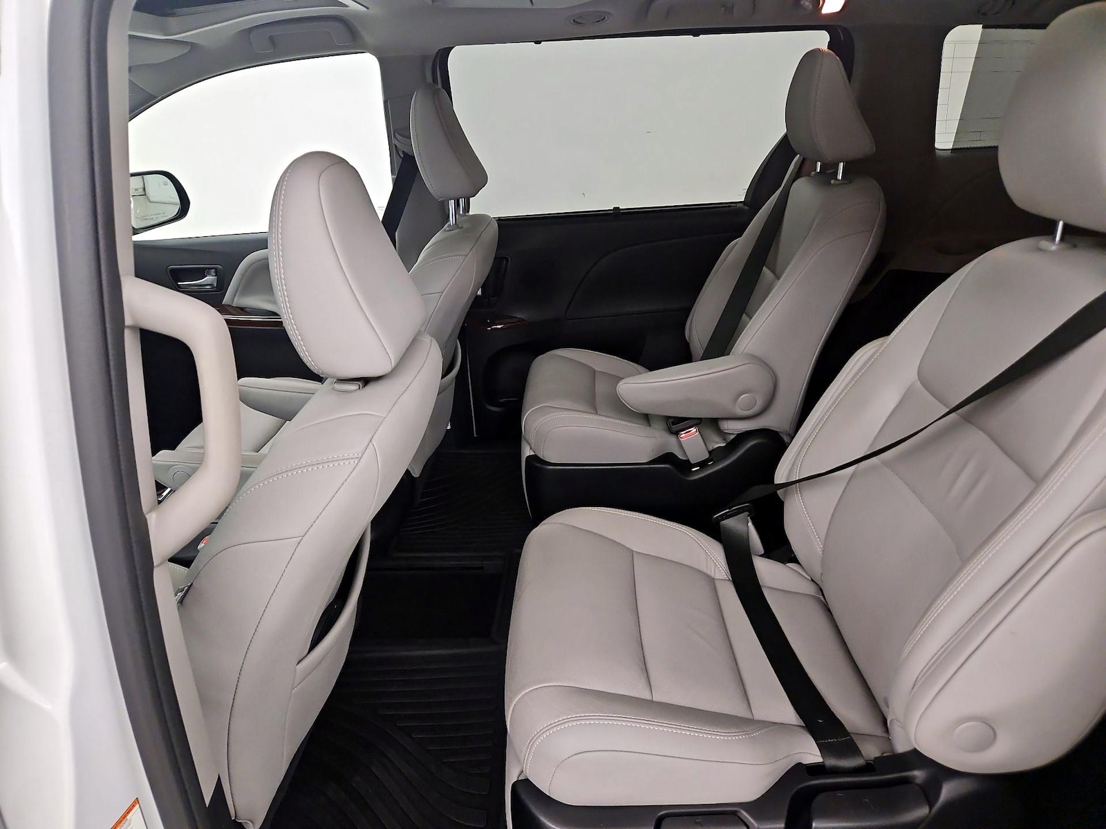 2019 Toyota Sienna Limited - Photo 21