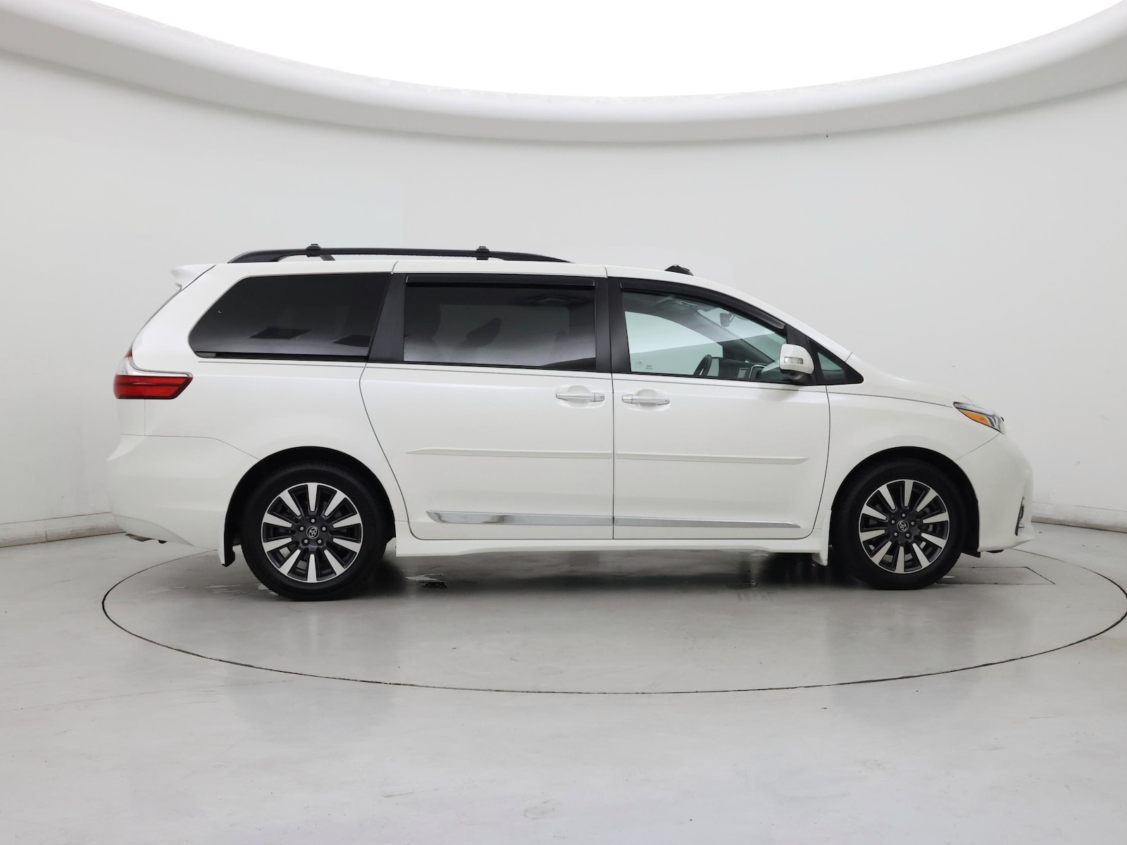 2019 Toyota Sienna Limited - Photo 8