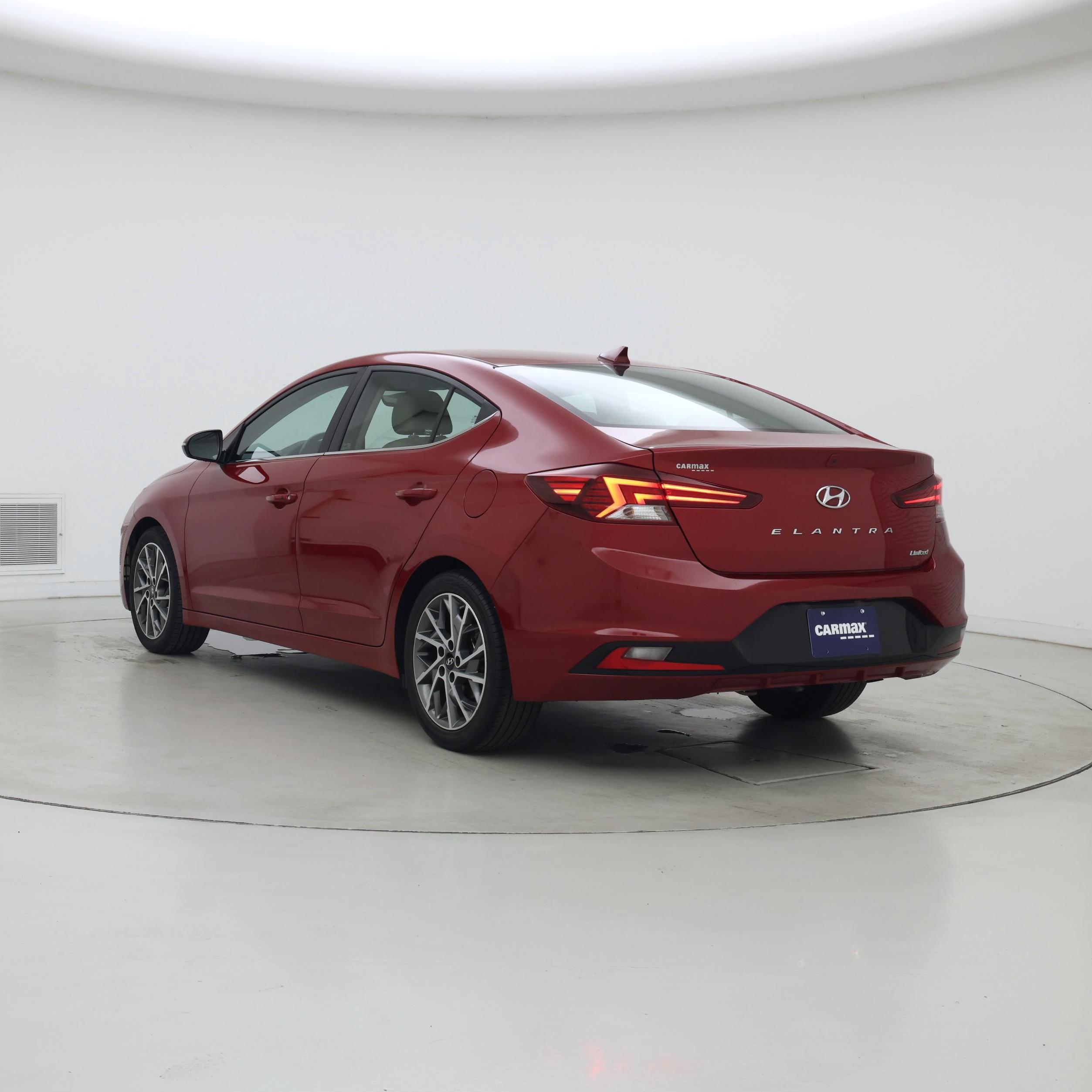 Thumbnail: 2019 Hyundai Elantra - 2