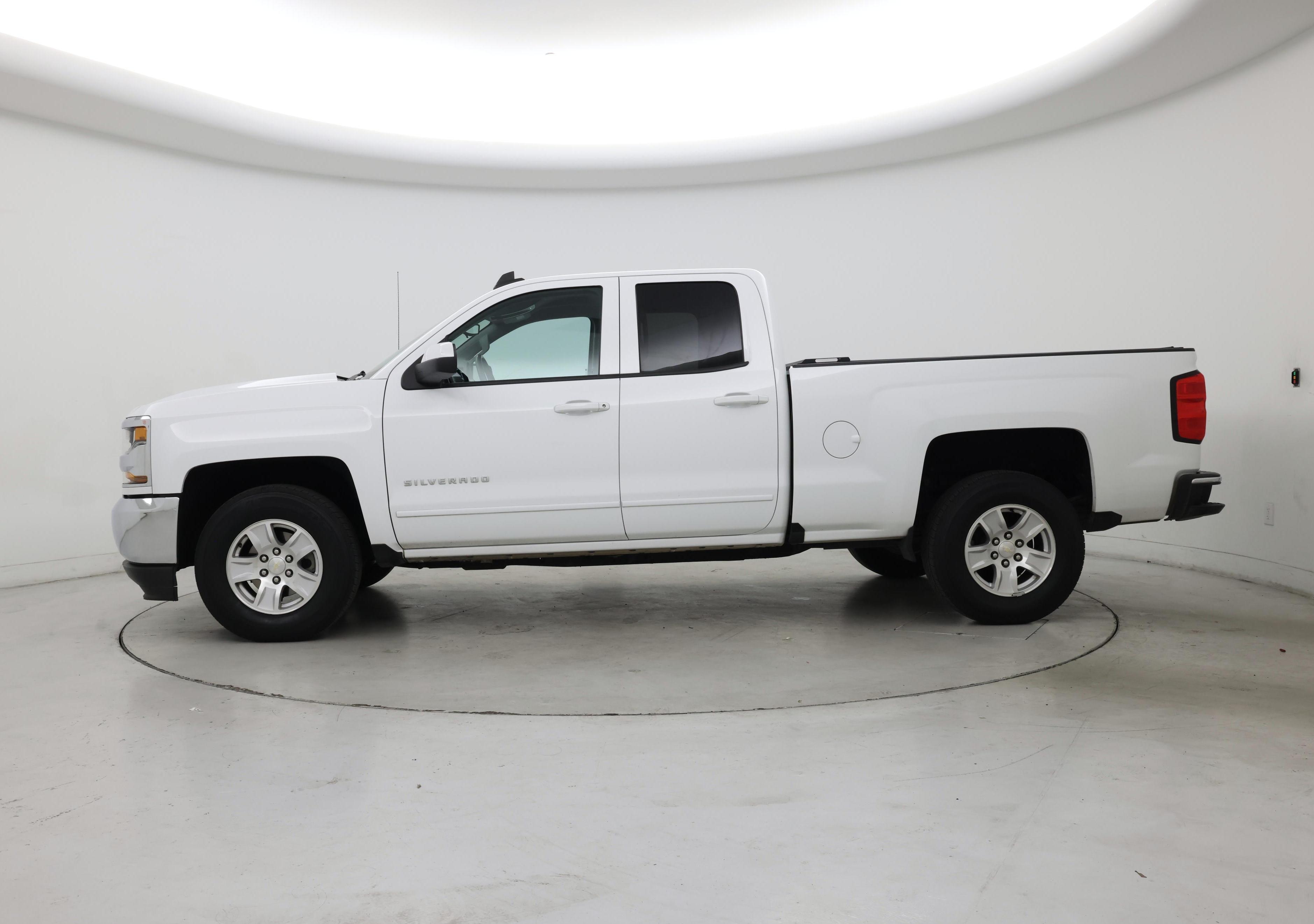 Thumbnail: 2019 Chevrolet Silverado 1500 - 3