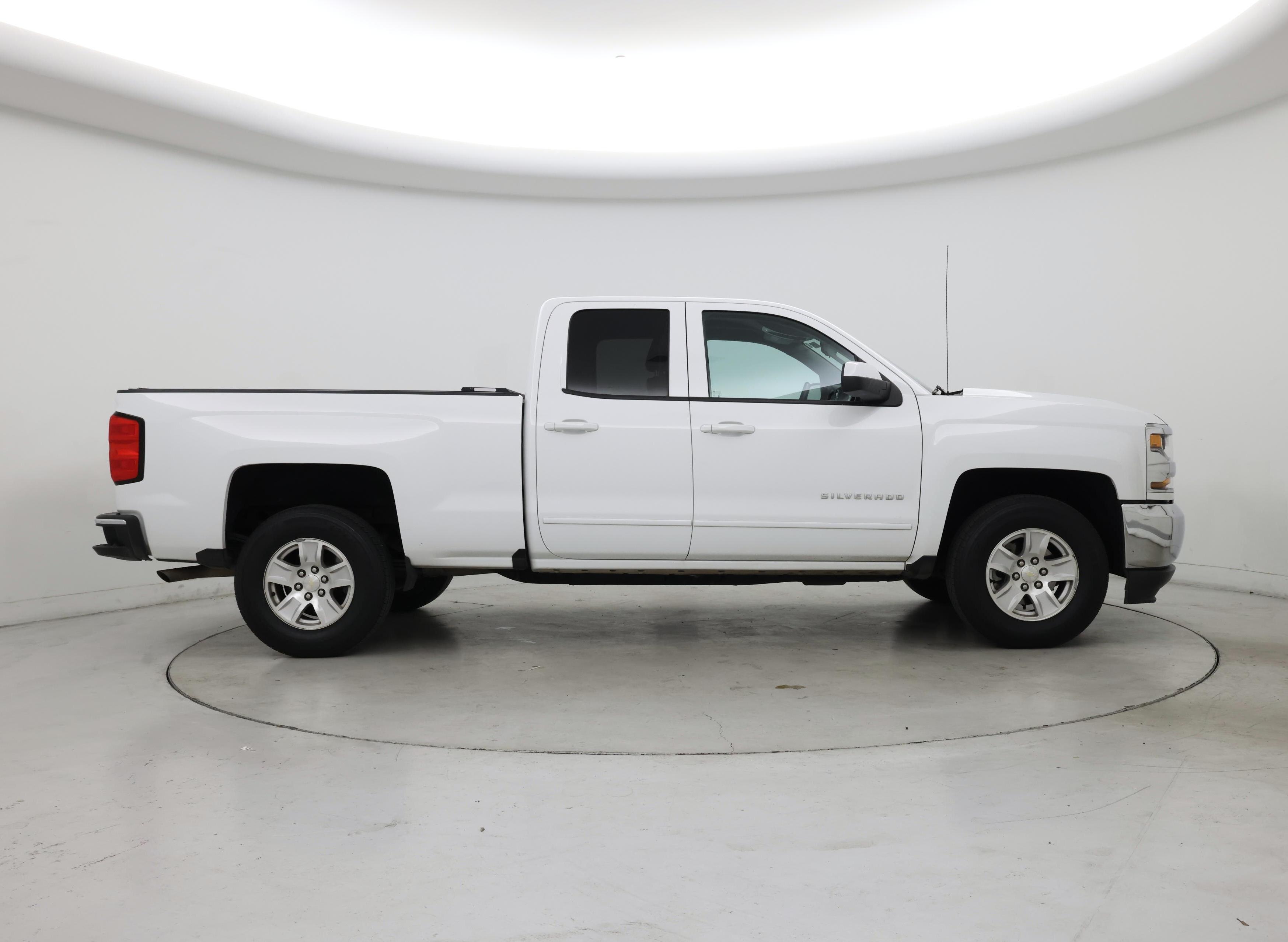 Thumbnail: 2019 Chevrolet Silverado 1500 - 7
