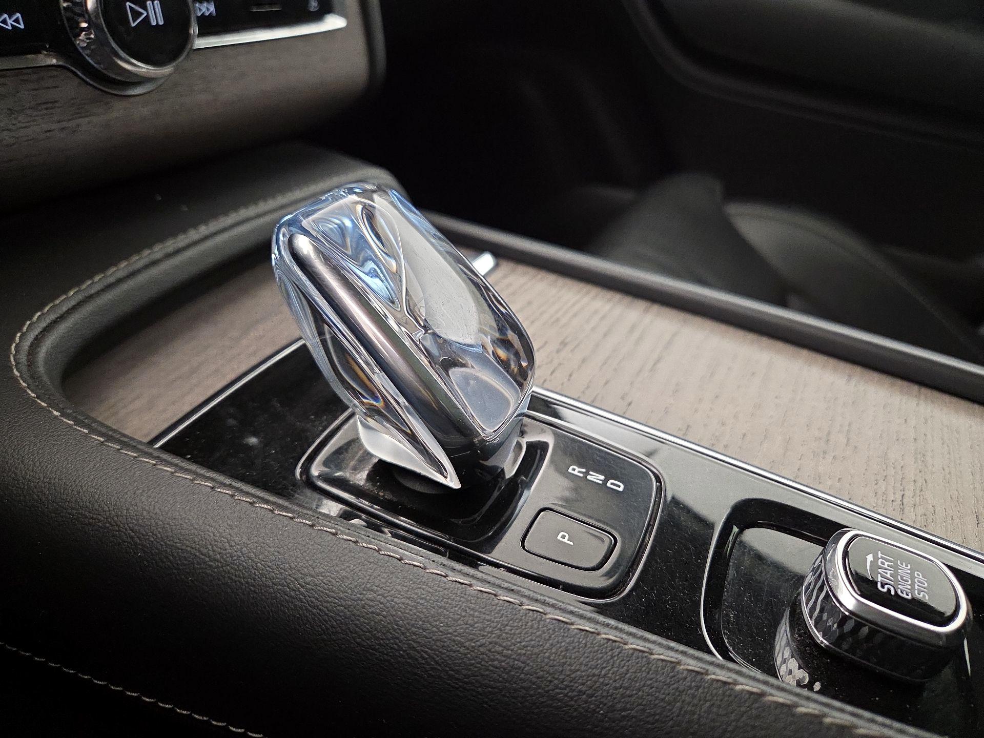 Thumbnail: 2022 Volvo XC90 - 18