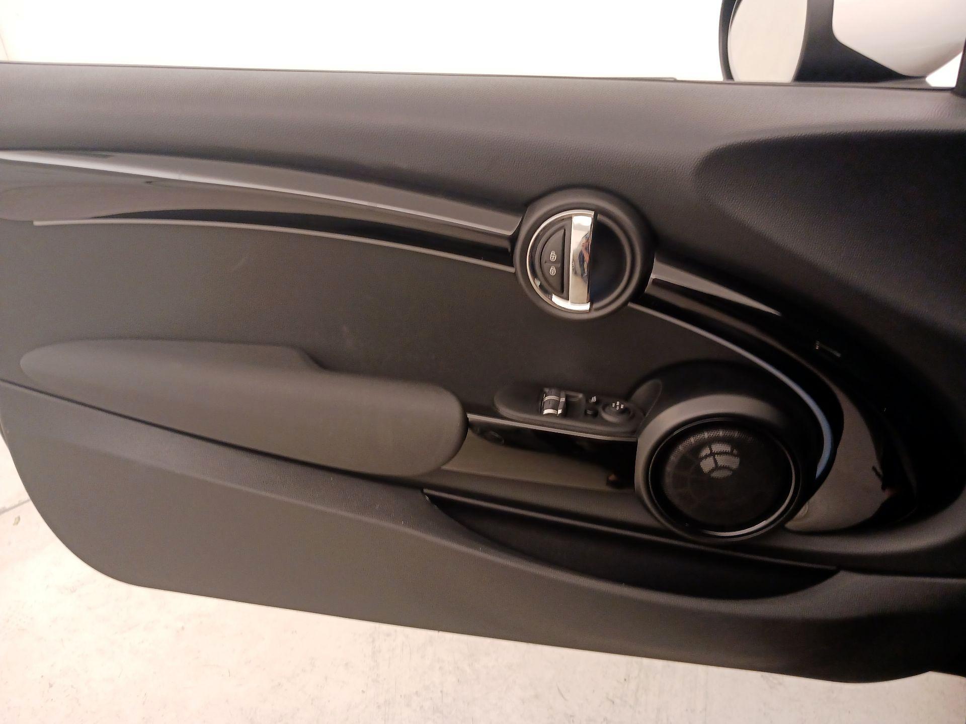 Thumbnail: 2023 MINI Cooper Hardtop - 12