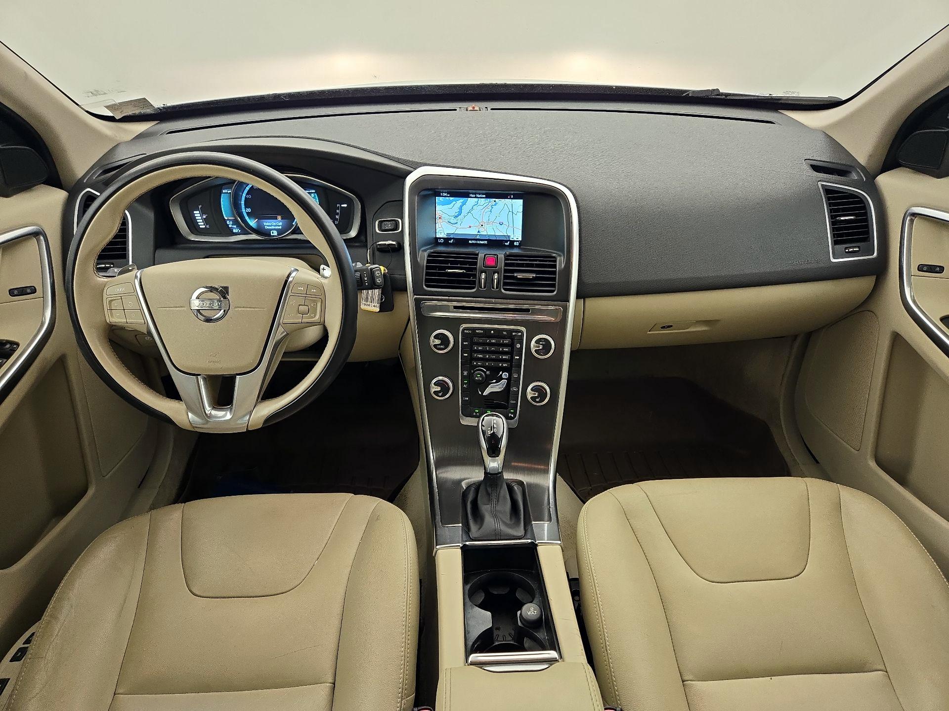 Thumbnail: 2015 Volvo XC60 - 9