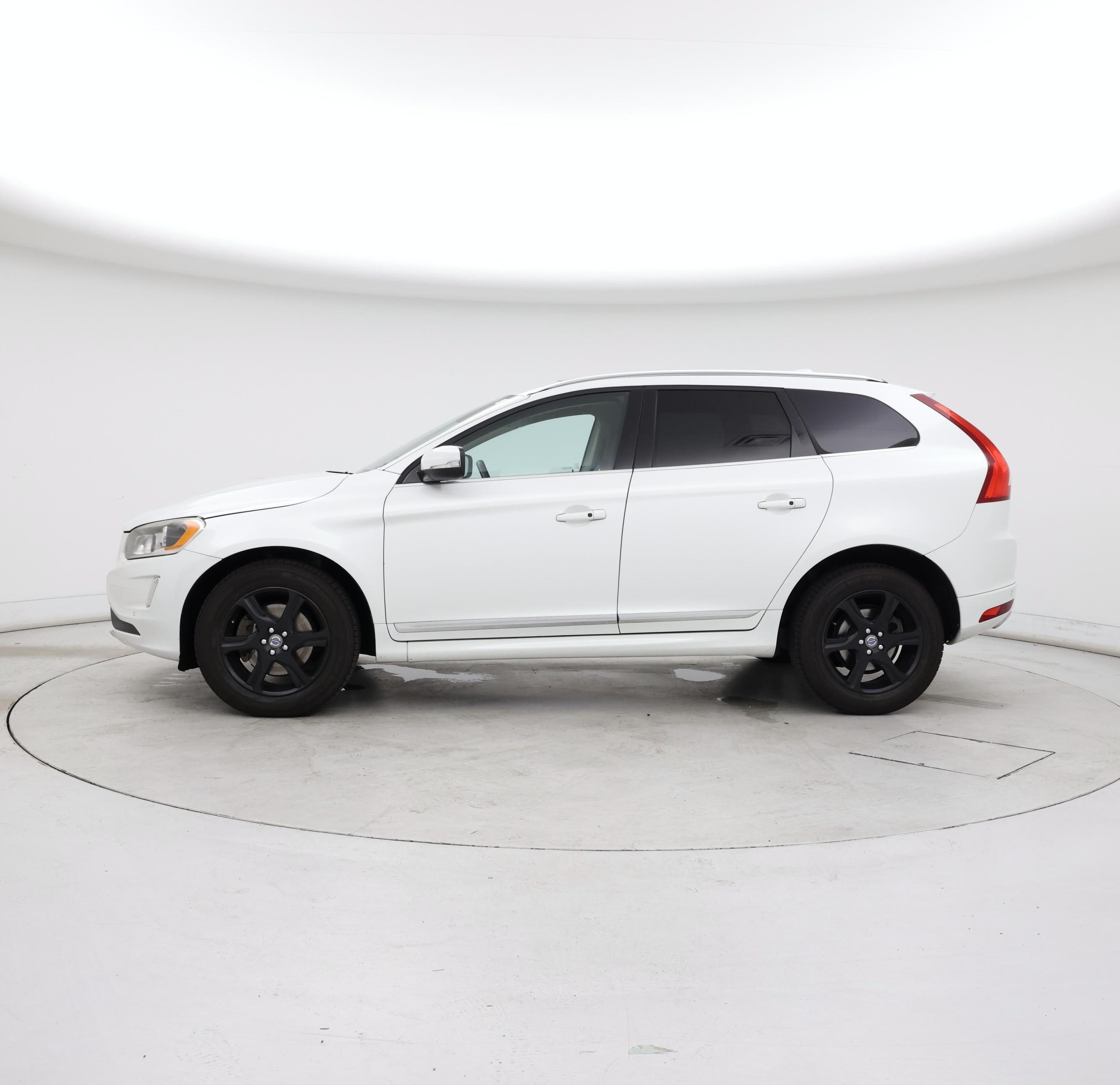 Thumbnail: 2015 Volvo XC60 - 3