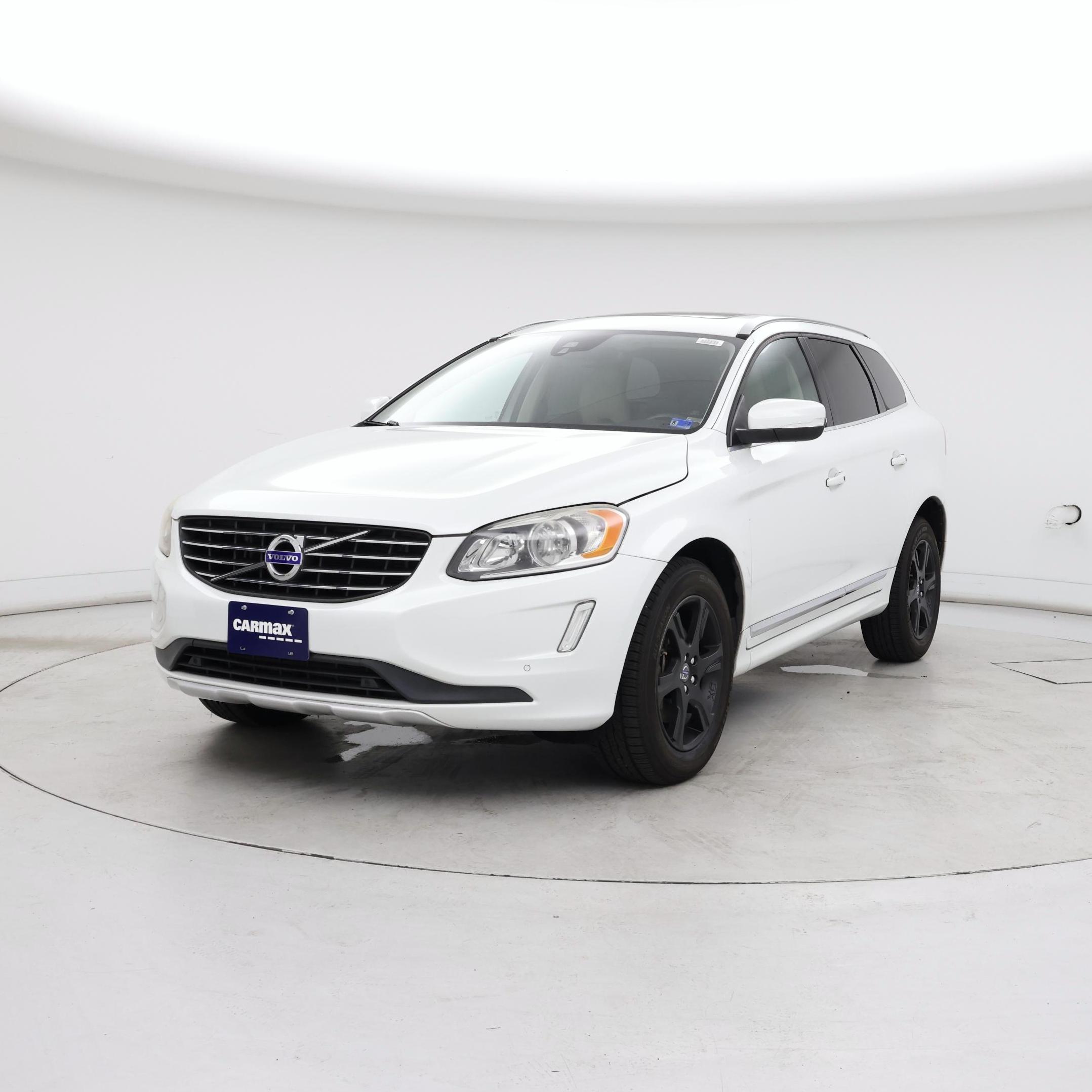 Thumbnail: 2015 Volvo XC60 - 4