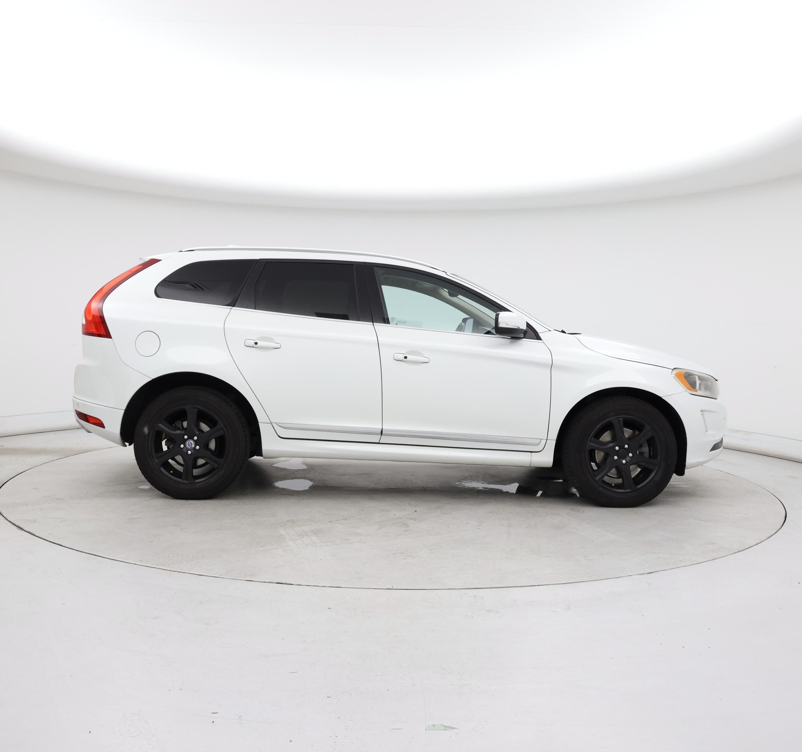Thumbnail: 2015 Volvo XC60 - 7