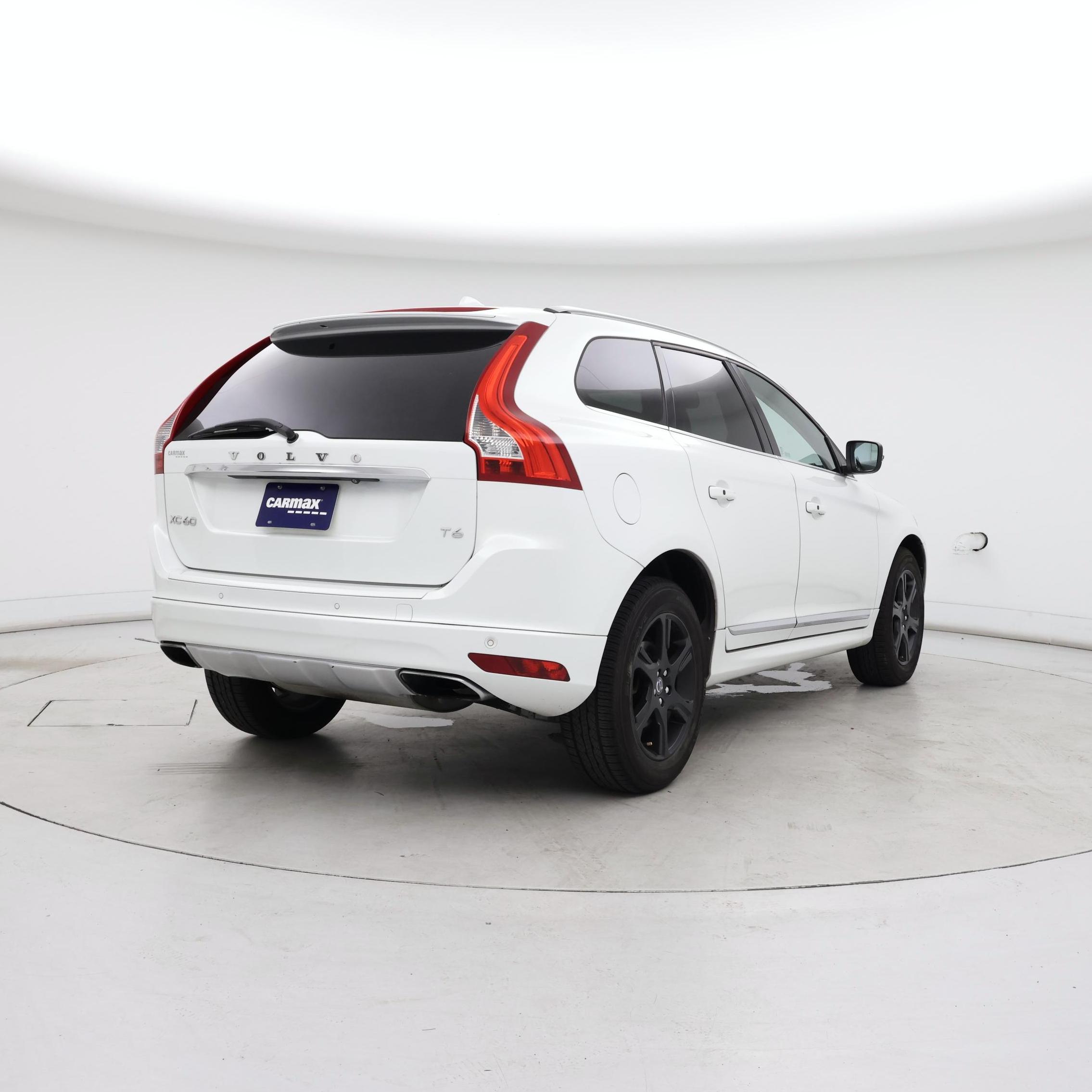 Thumbnail: 2015 Volvo XC60 - 8