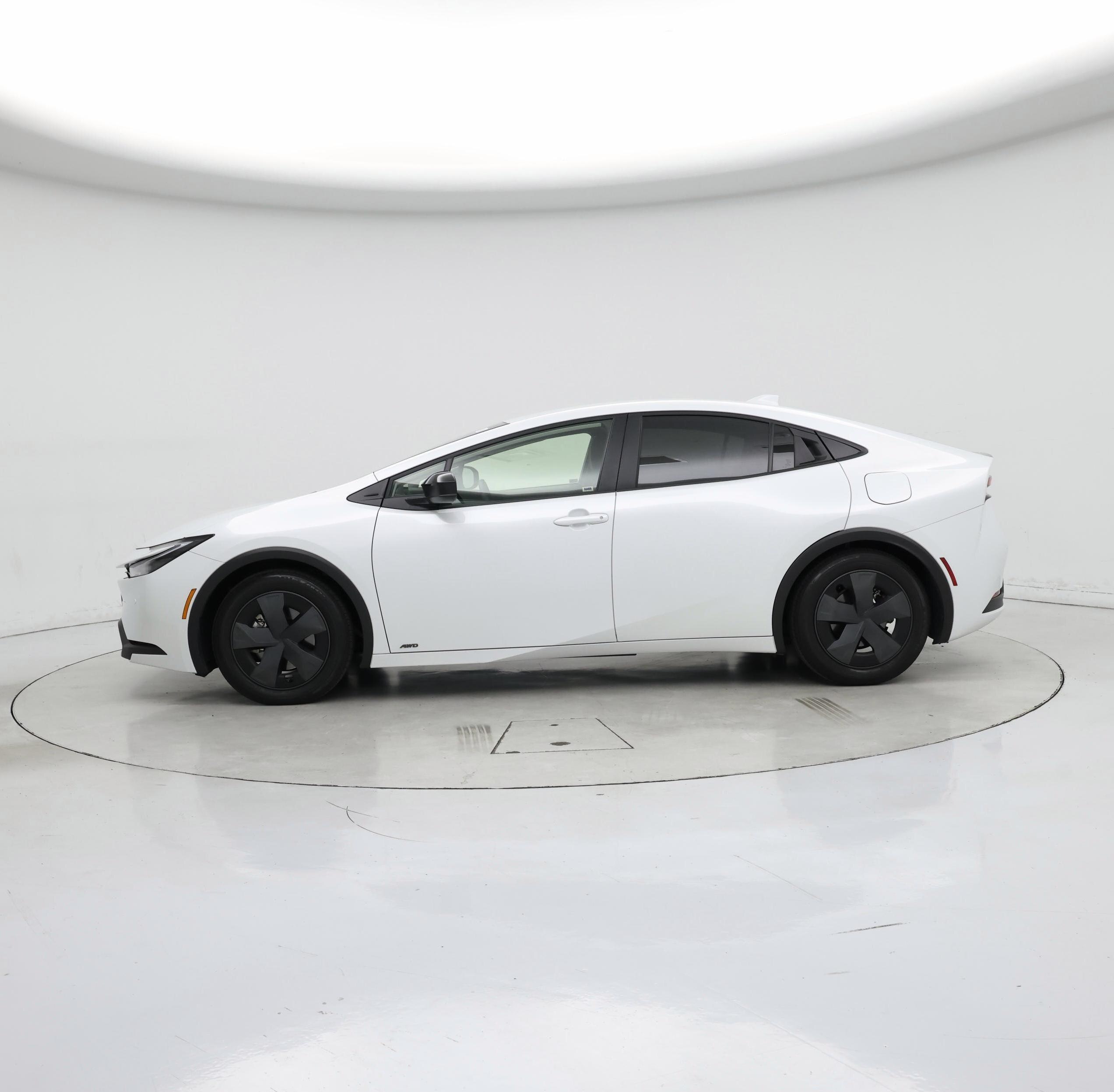 Thumbnail: 2024 Toyota Prius - 3