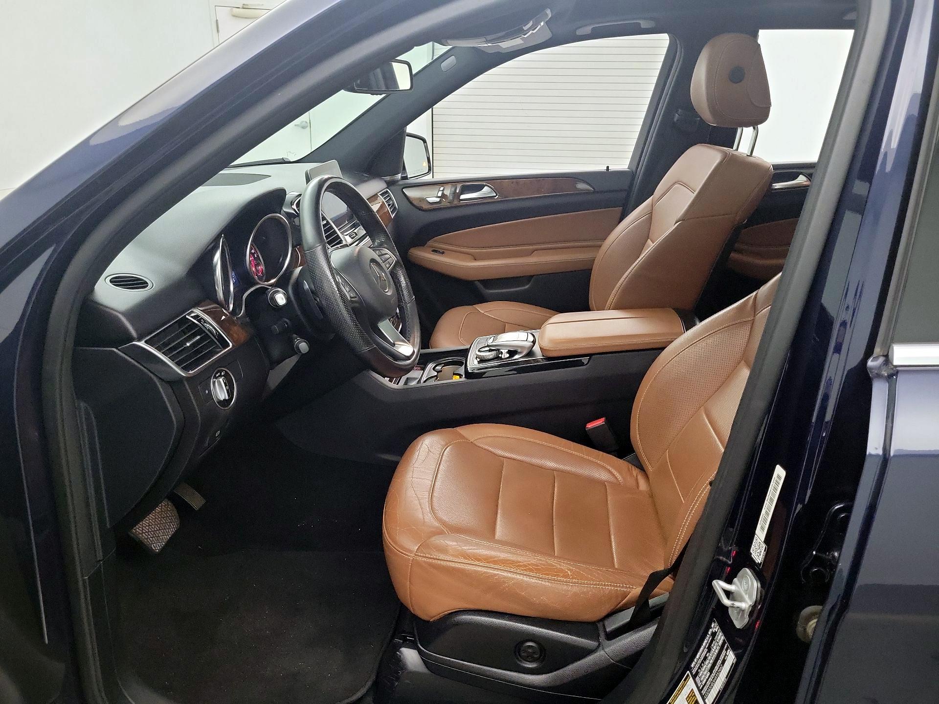 Thumbnail: 2017 Mercedes-Benz GLE - 11