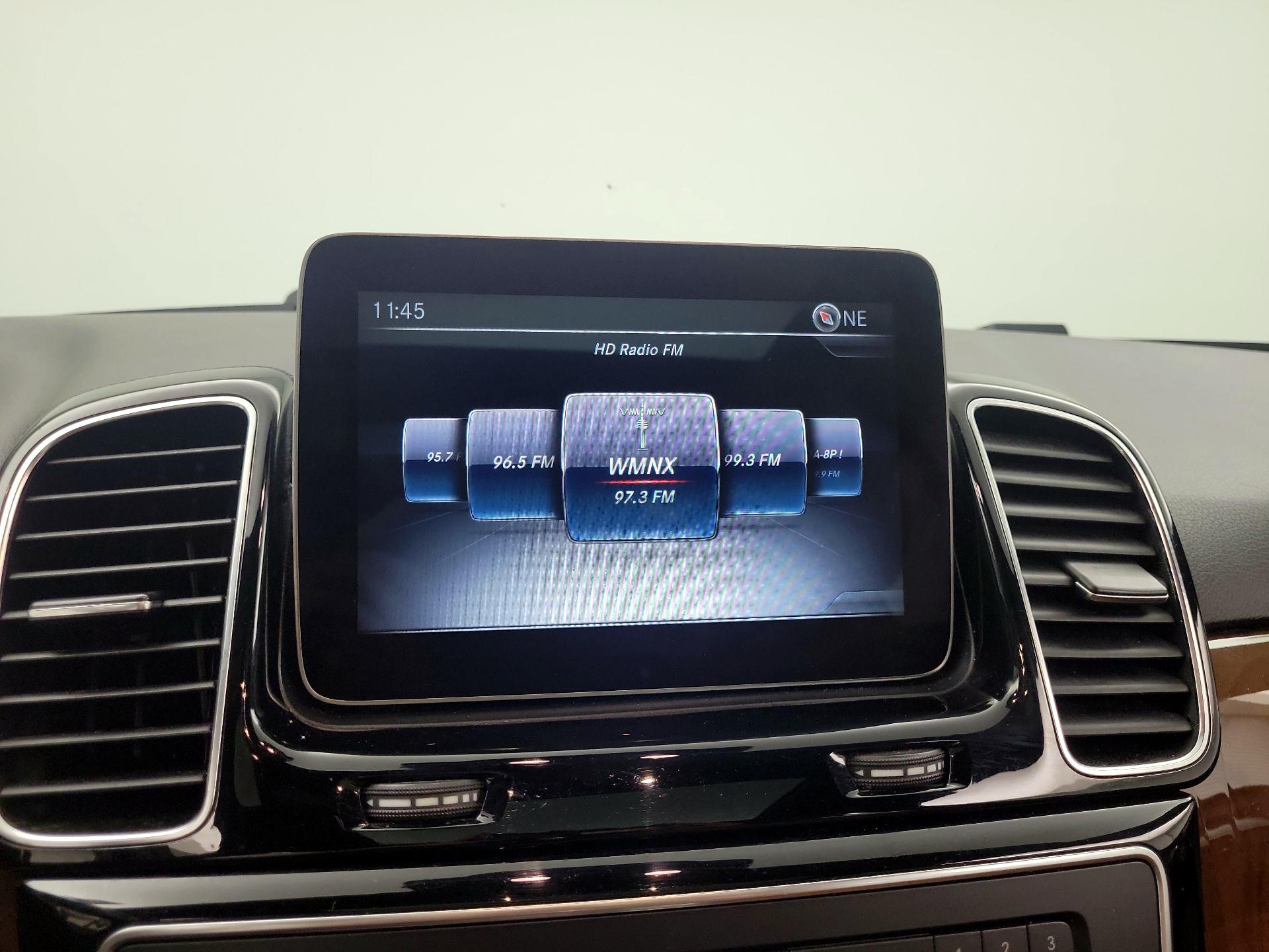 Thumbnail: 2017 Mercedes-Benz GLE - 16