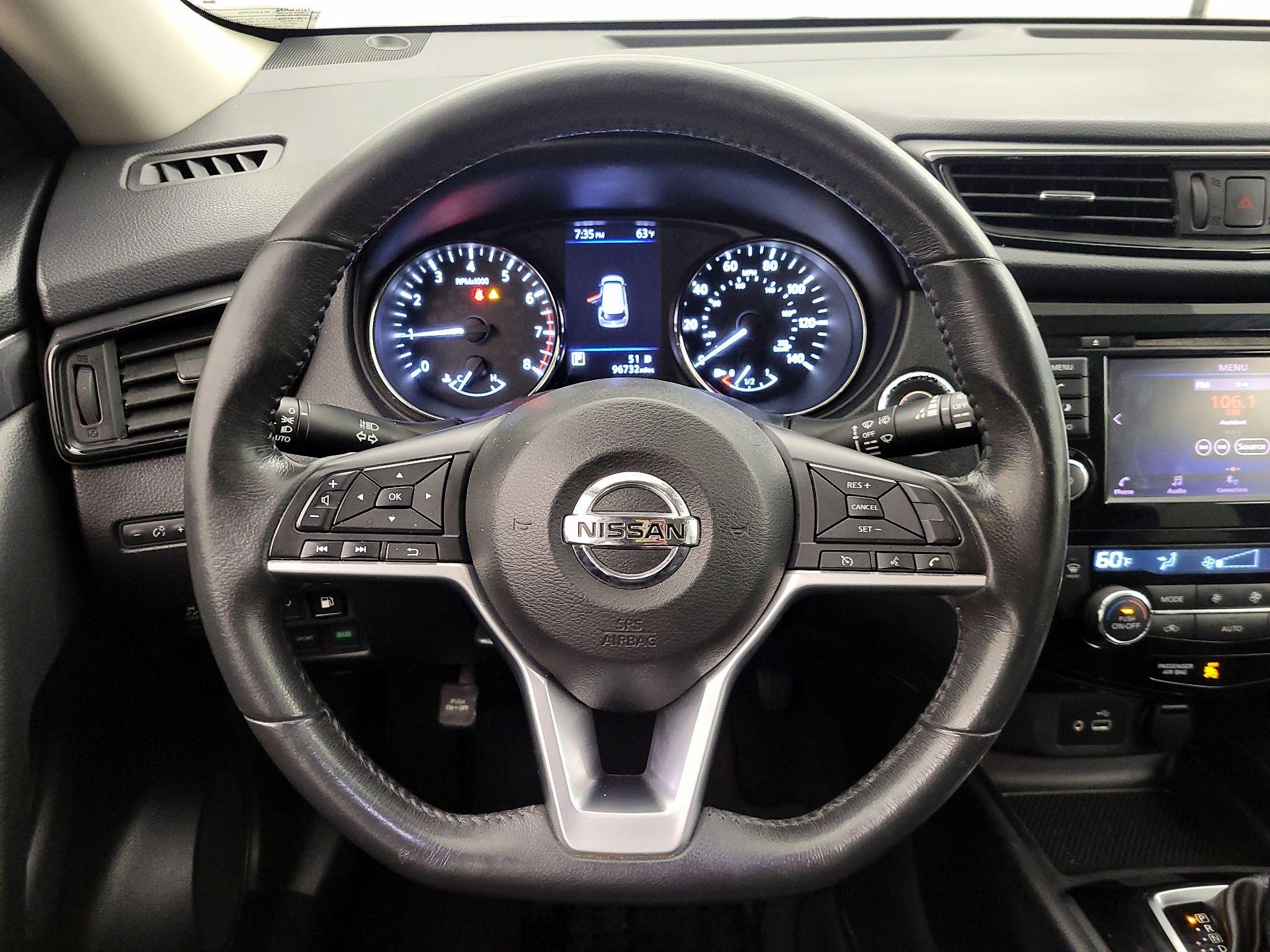 Thumbnail: 2018 Nissan Rogue - 10