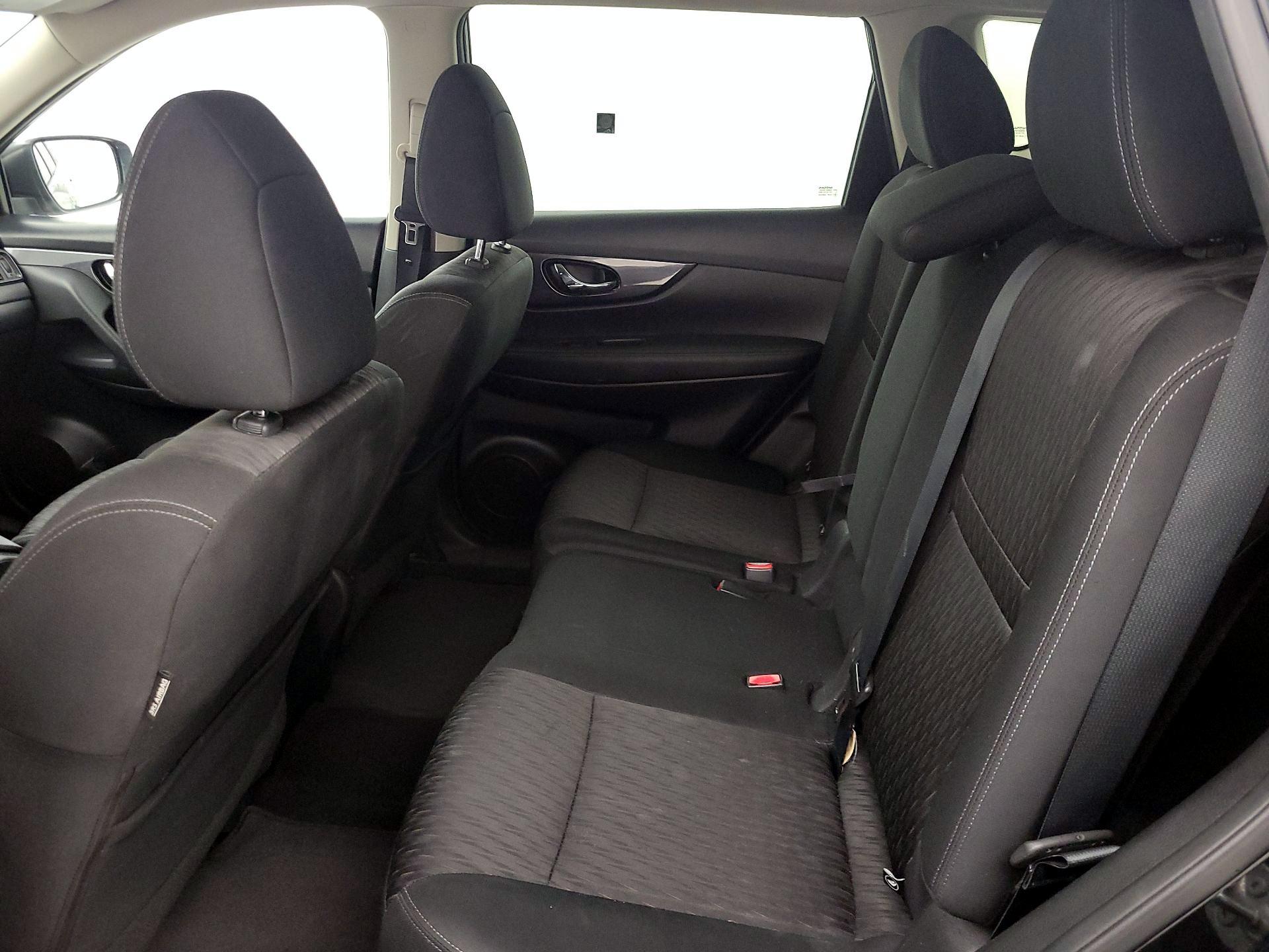Thumbnail: 2018 Nissan Rogue - 19