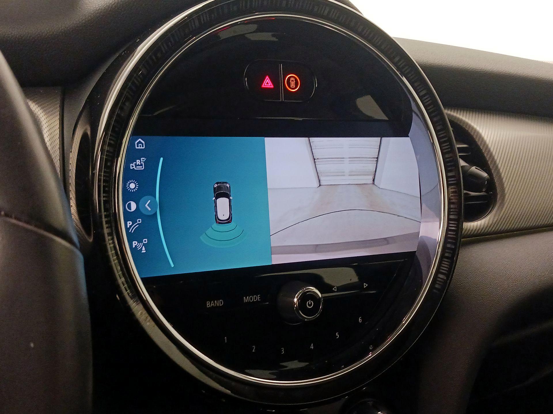 Thumbnail: 2022 MINI Cooper Hardtop - 15