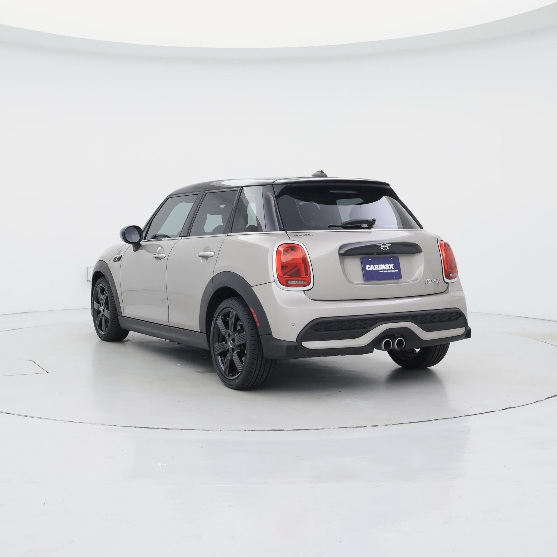 Thumbnail: 2022 MINI Cooper Hardtop - 2