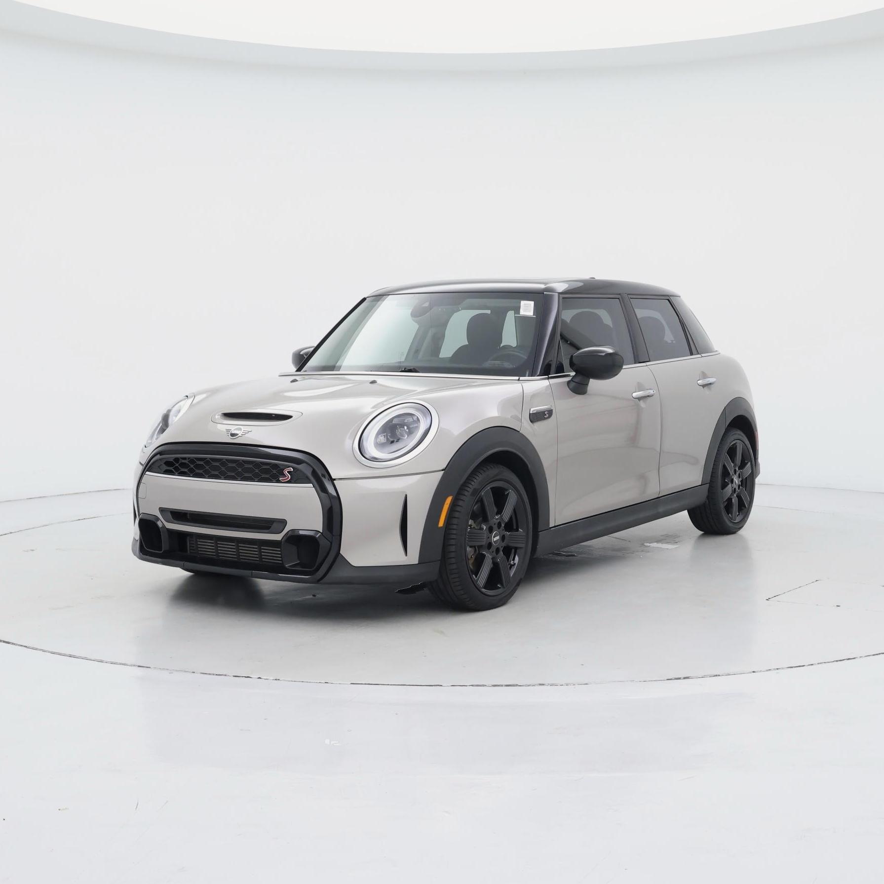 Thumbnail: 2022 MINI Cooper Hardtop - 4