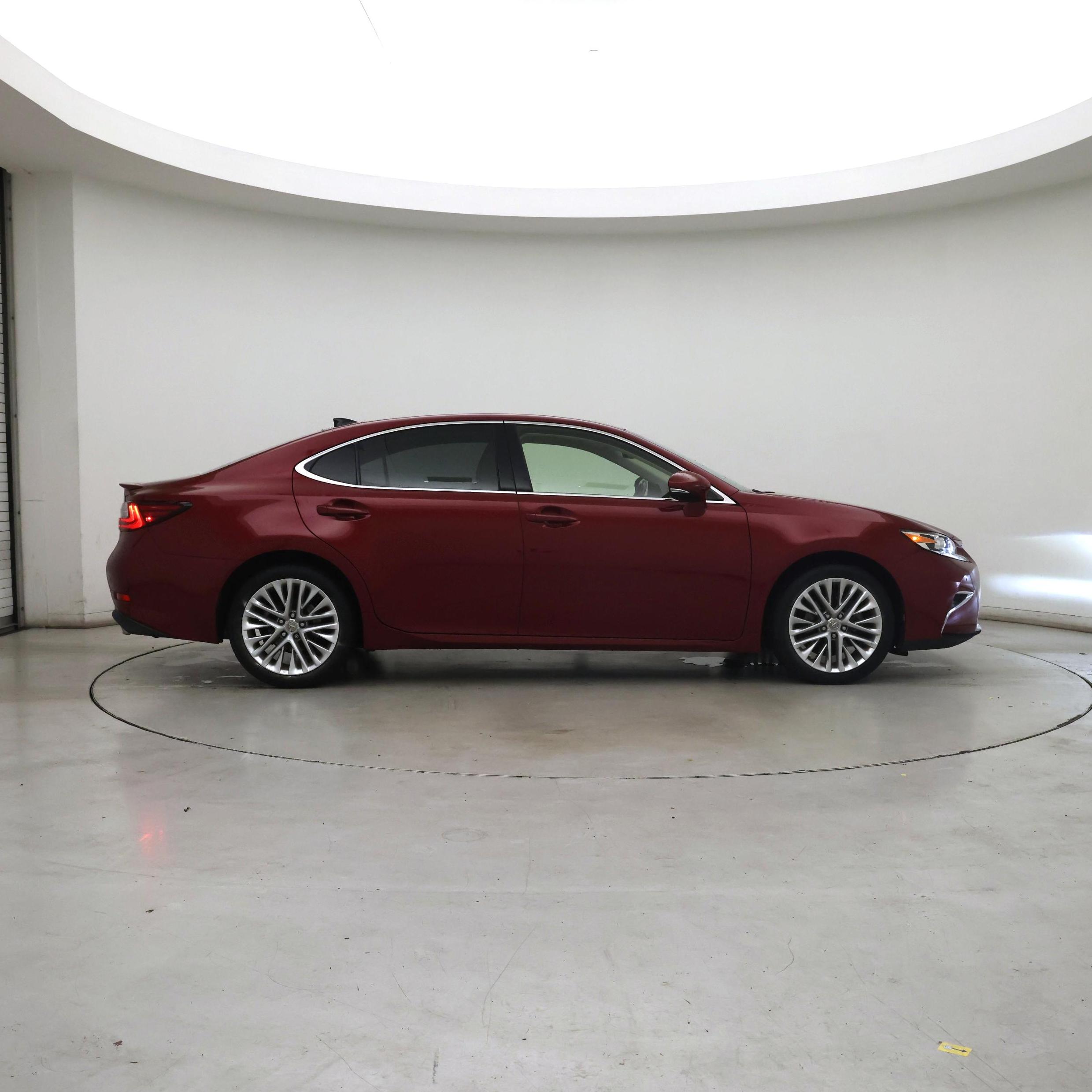 Thumbnail: 2016 Lexus ES - 7