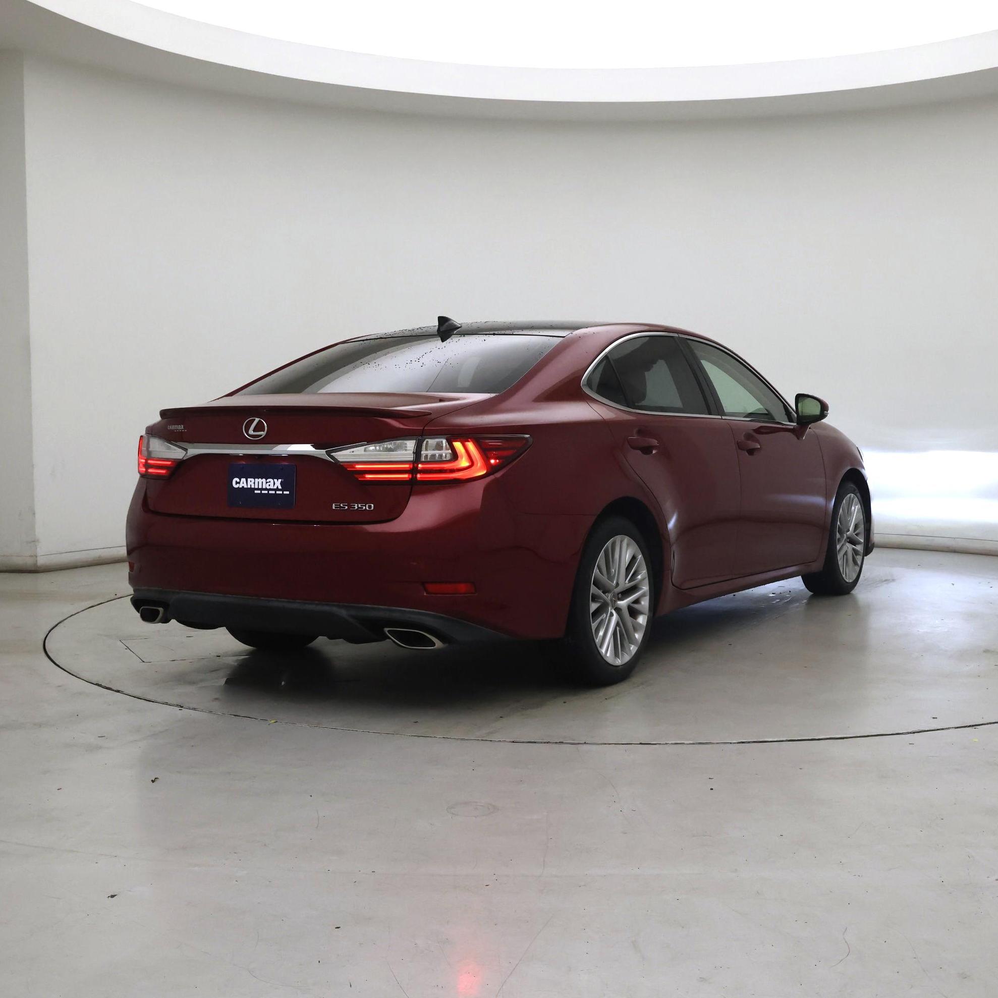 Thumbnail: 2016 Lexus ES - 8