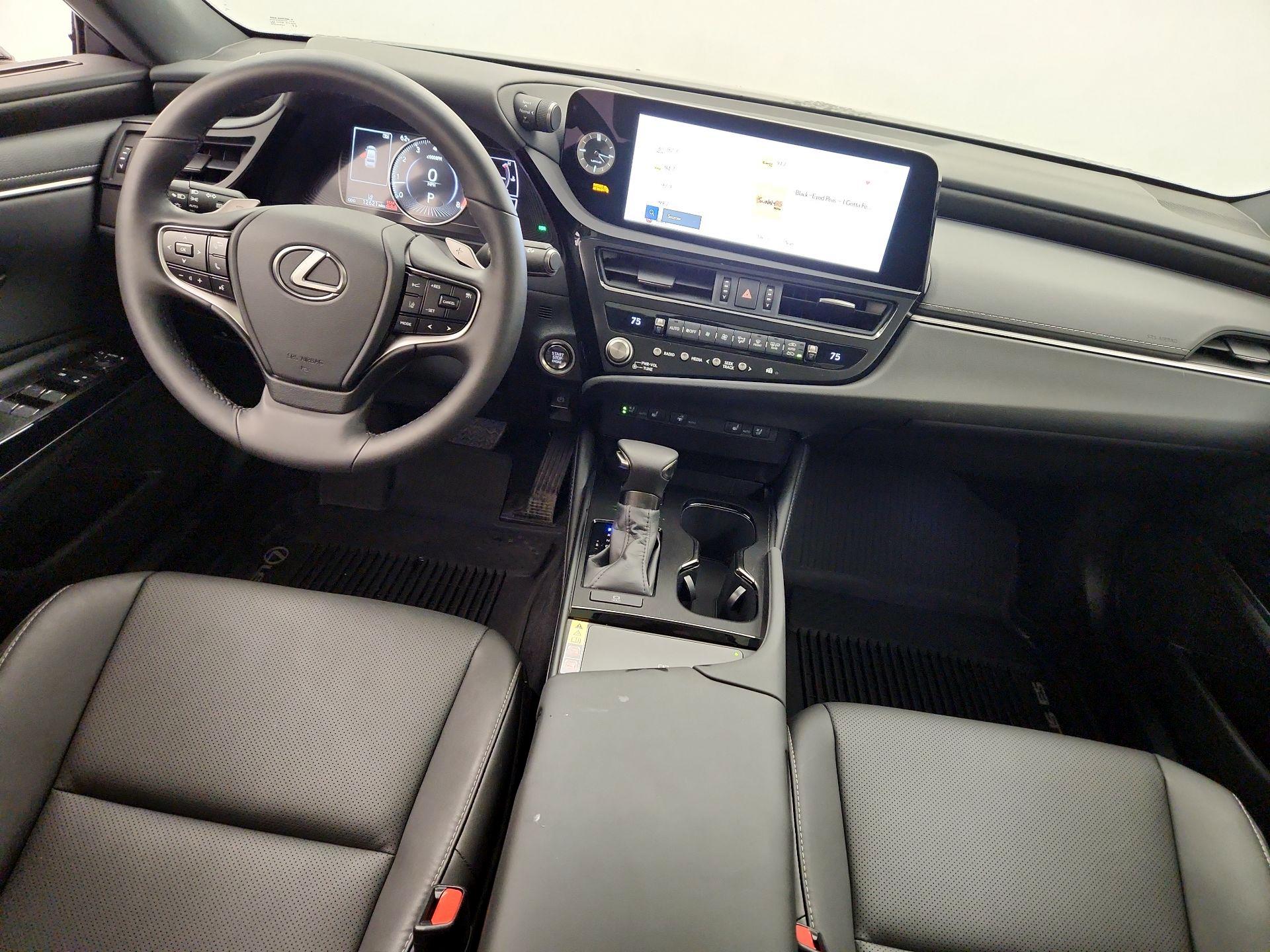 Thumbnail: 2025 Lexus ES - 9
