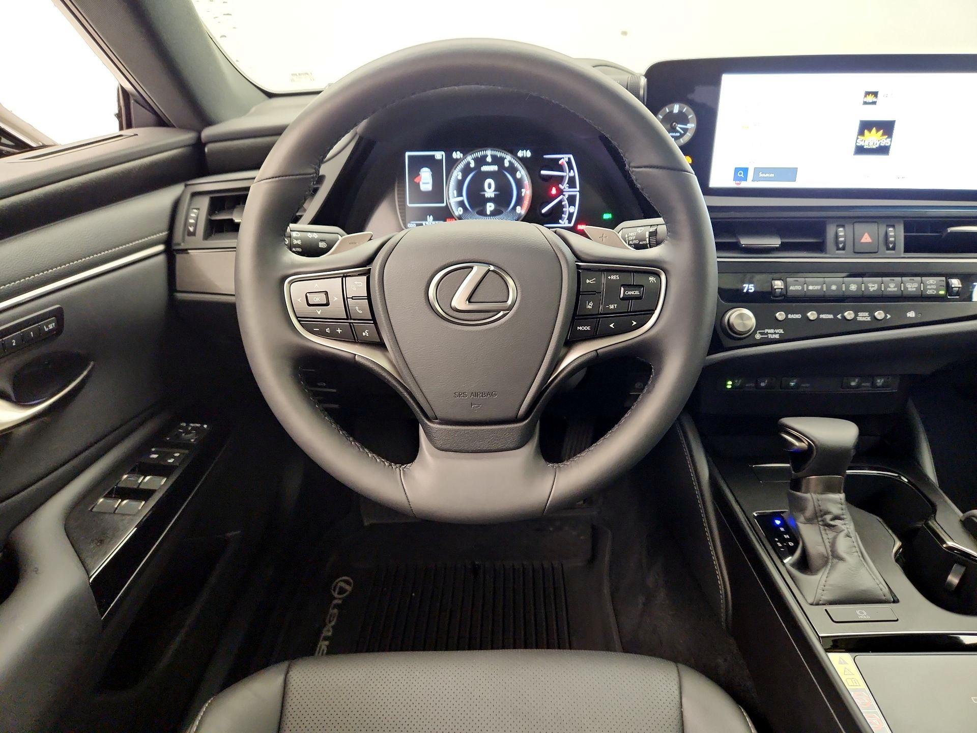 Thumbnail: 2025 Lexus ES - 10