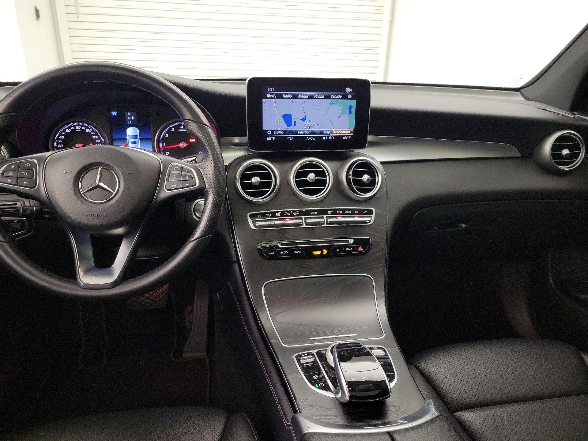 Thumbnail: 2018 Mercedes-Benz GLC - 9