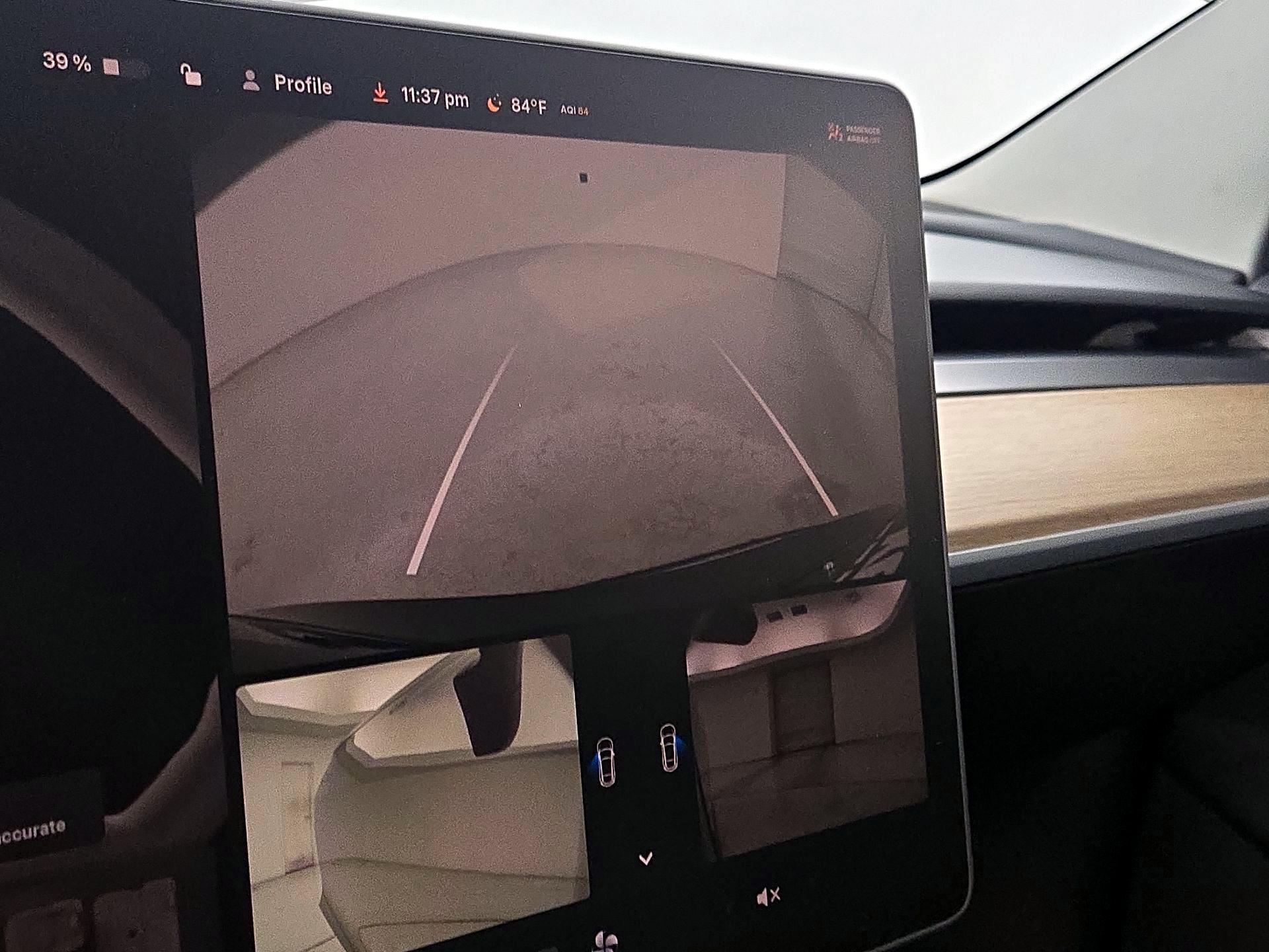 Thumbnail: 2023 Tesla Model 3 - 14