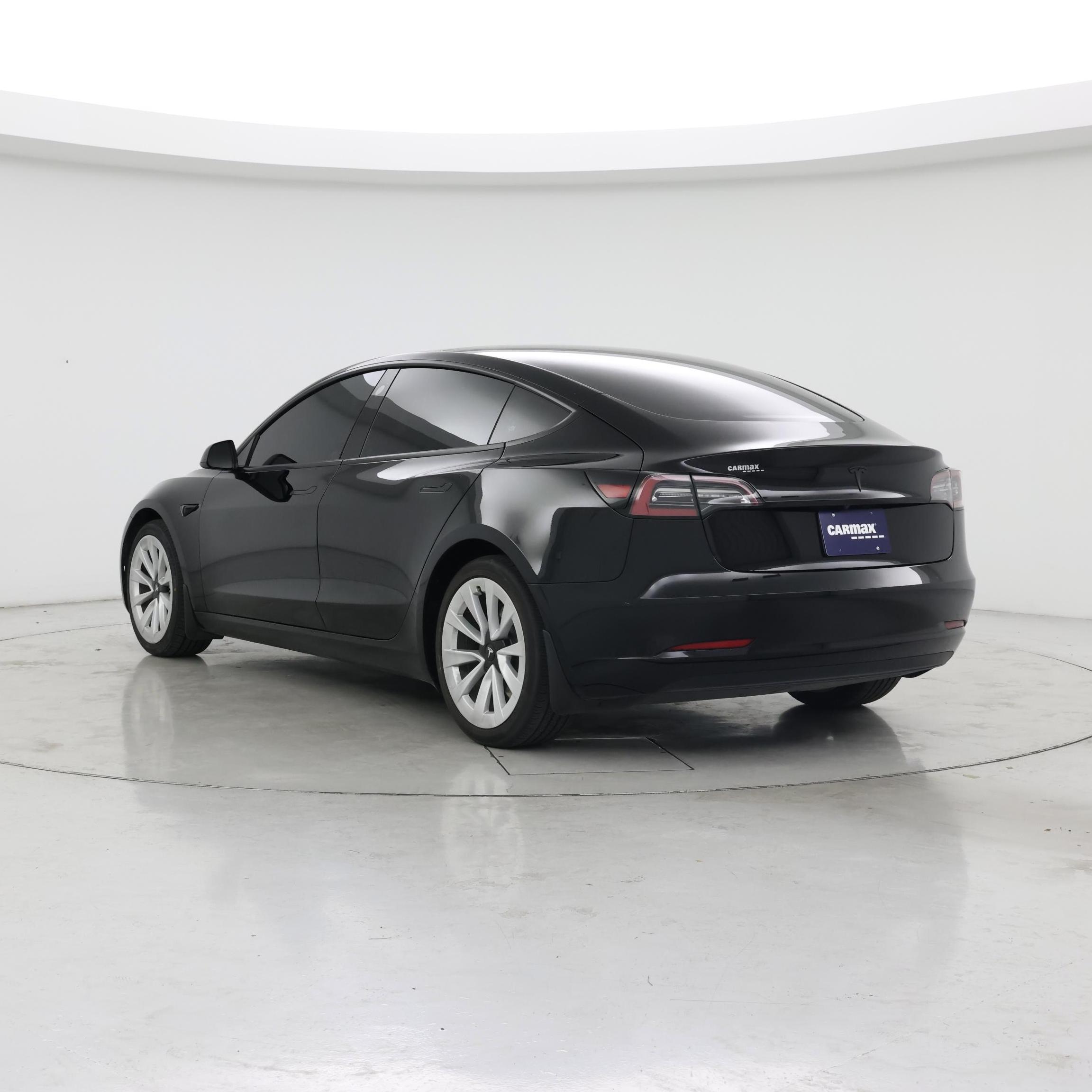 Thumbnail: 2023 Tesla Model 3 - 2