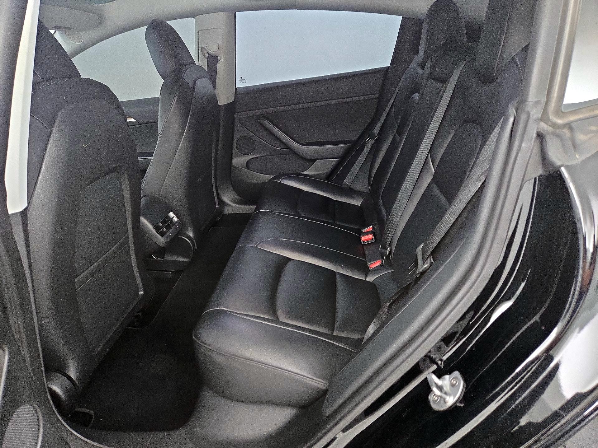 Thumbnail: 2023 Tesla Model 3 - 19