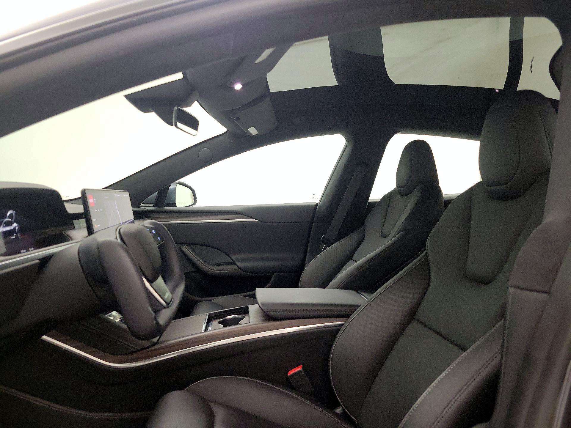 Thumbnail: 2021 Tesla Model S - 17