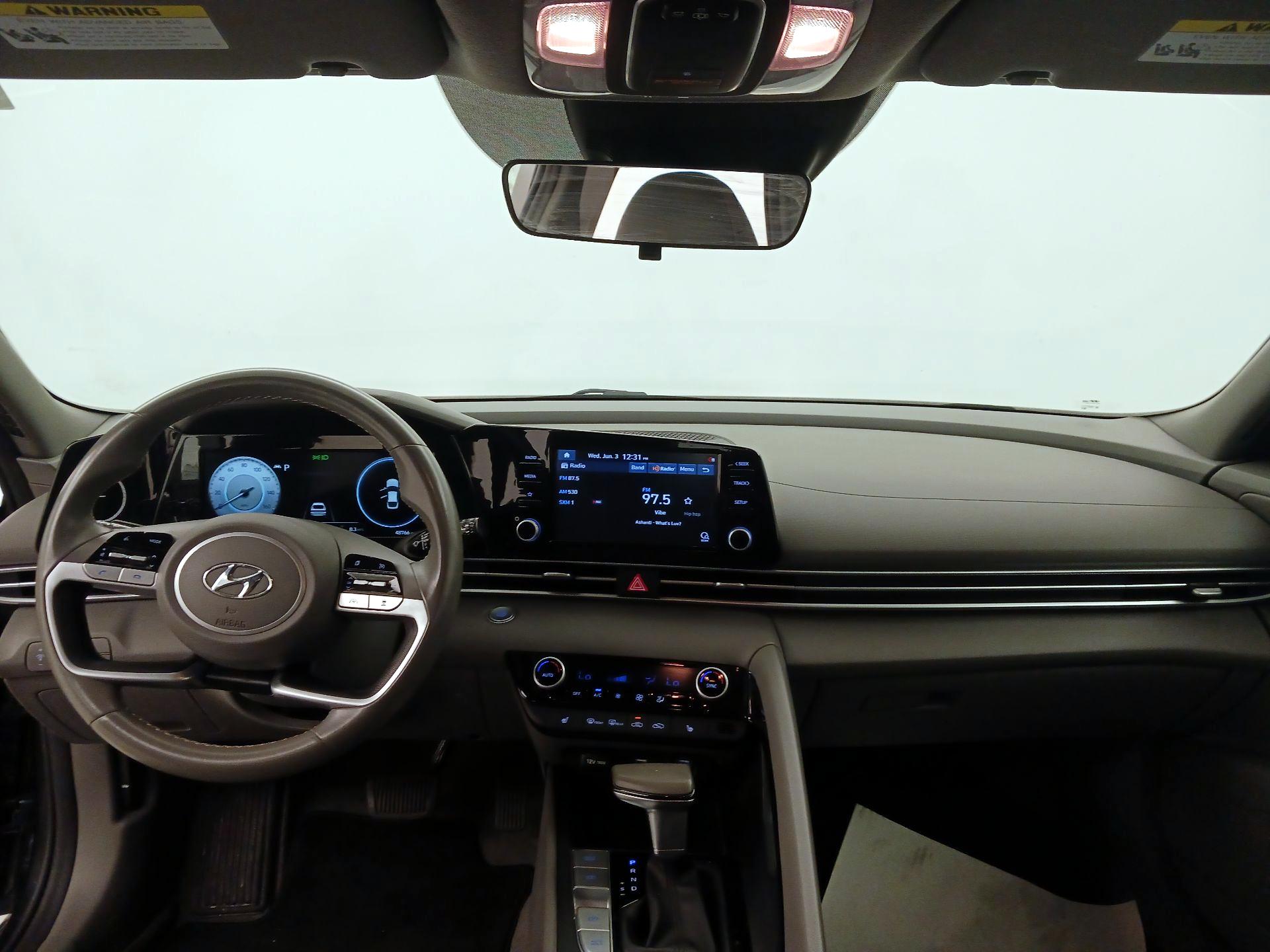 Thumbnail: 2021 Hyundai Elantra - 9