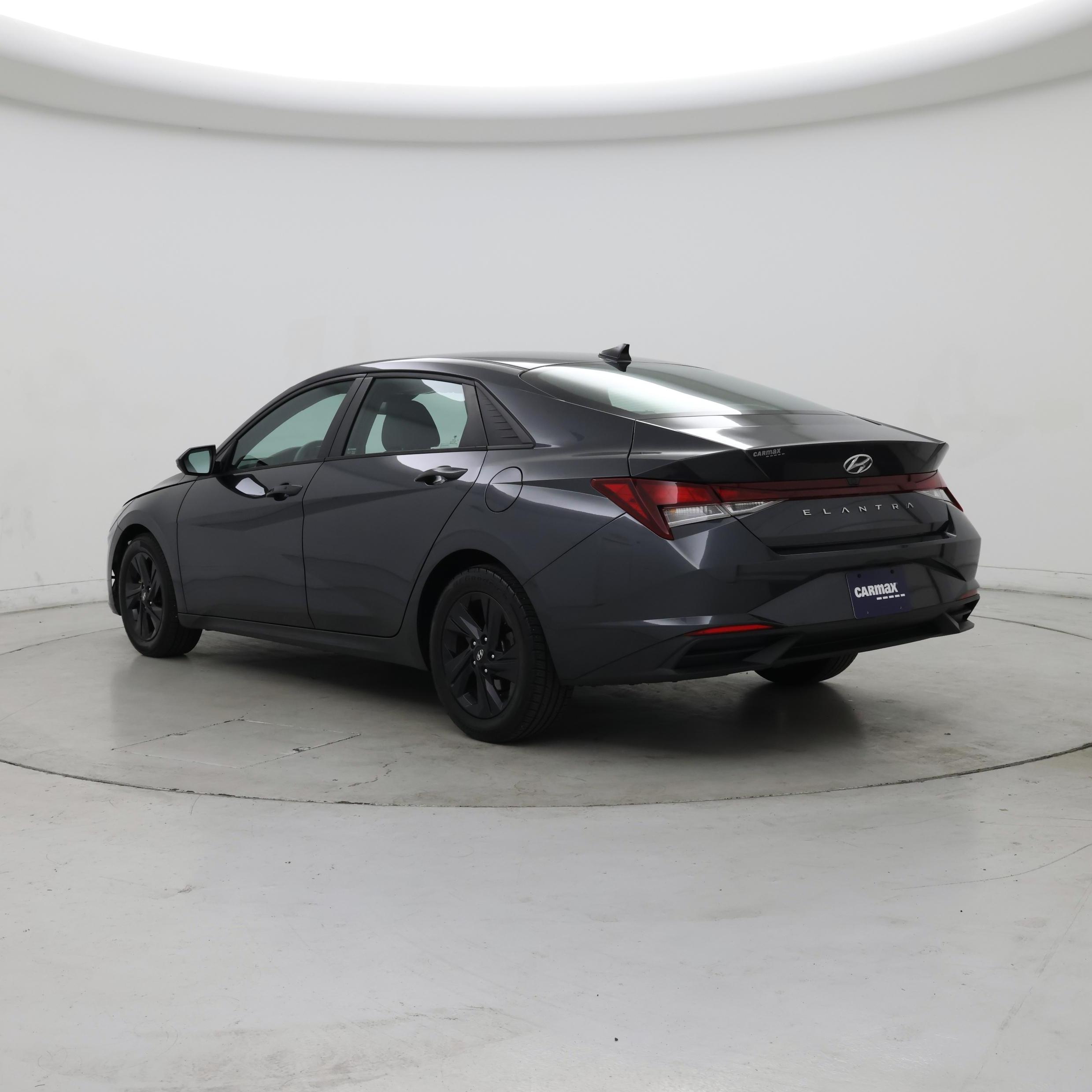Thumbnail: 2021 Hyundai Elantra - 2