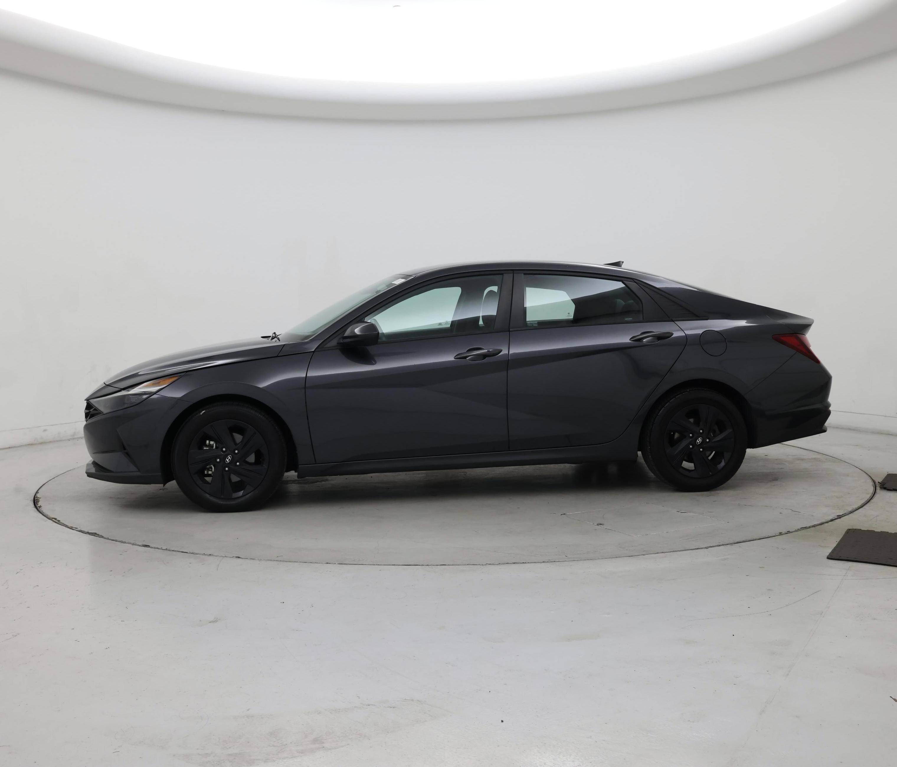 Thumbnail: 2021 Hyundai Elantra - 3