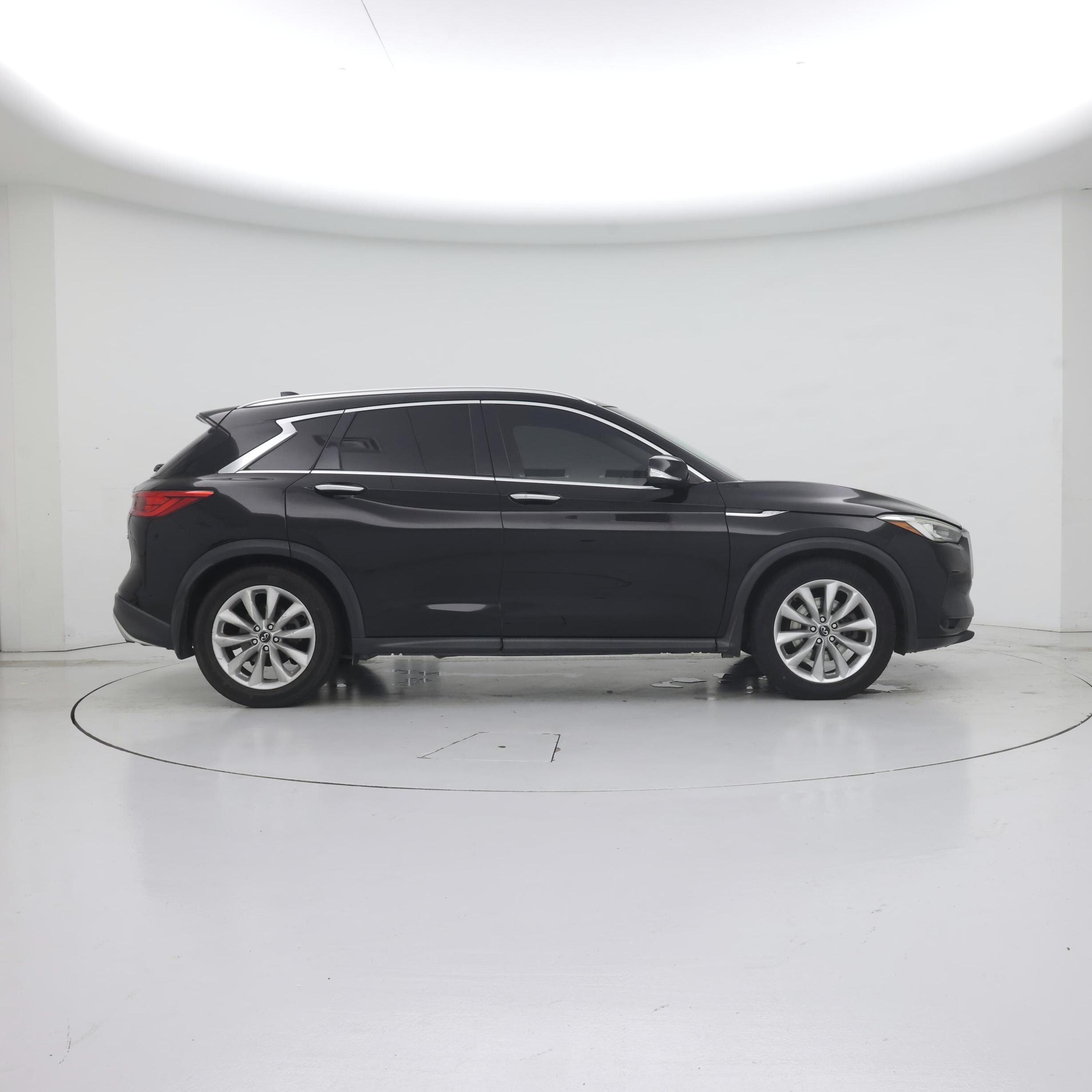 Thumbnail: 2019 INFINITI QX50 - 7