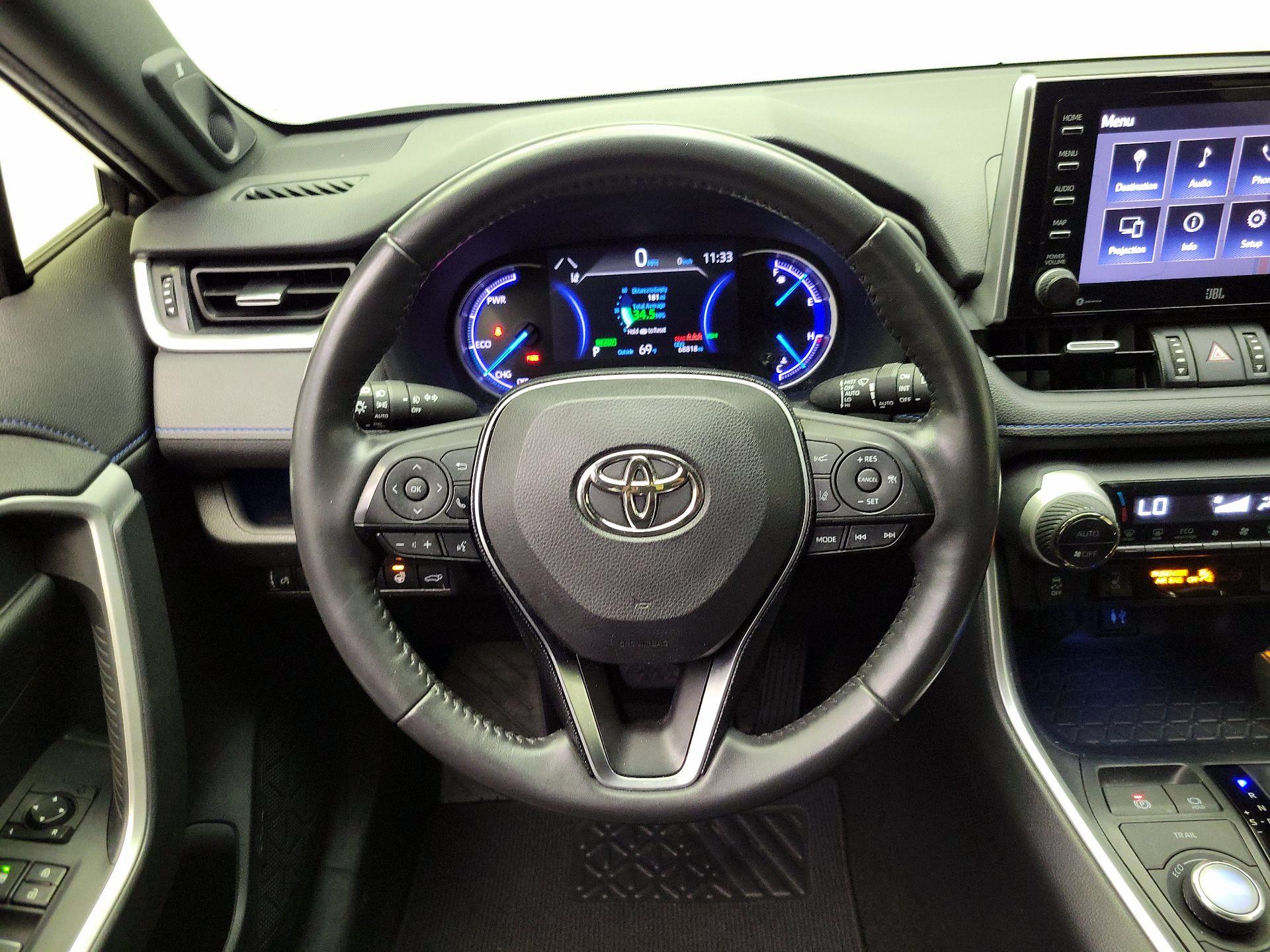 Thumbnail: 2019 Toyota RAV4 - 10