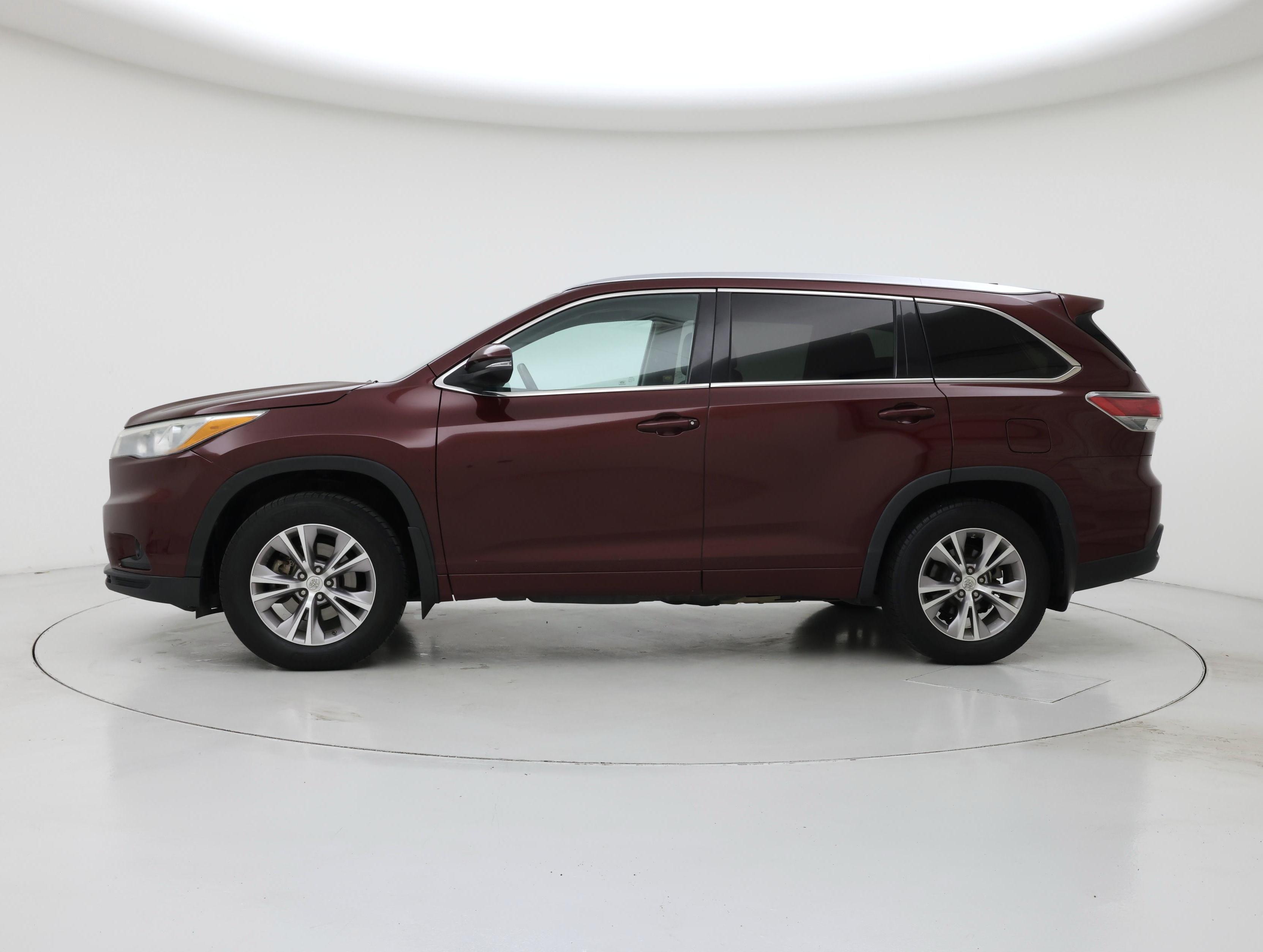 Thumbnail: 2015 Toyota Highlander - 3
