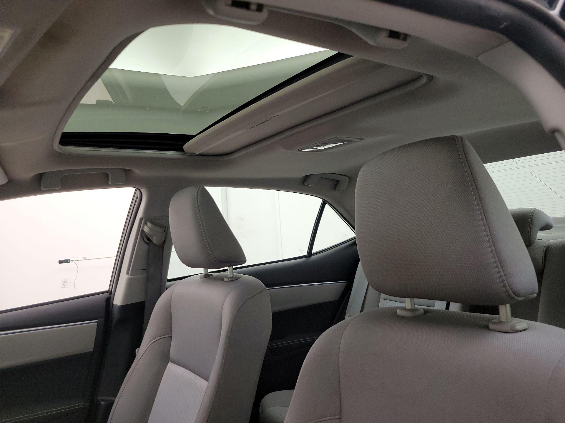 Thumbnail: 2016 Toyota Corolla - 19